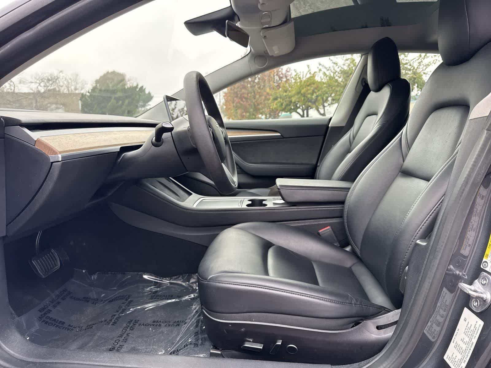 Thumbnail: 2022 Tesla Model 3 - 25