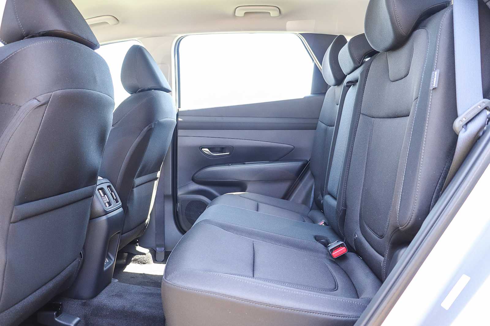 2026 Hyundai Tucson SE - Photo 16