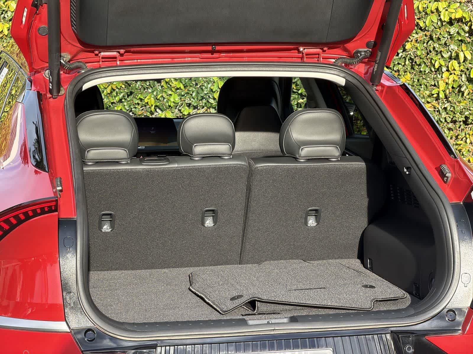 Thumbnail: 2023 Kia EV6 - 29