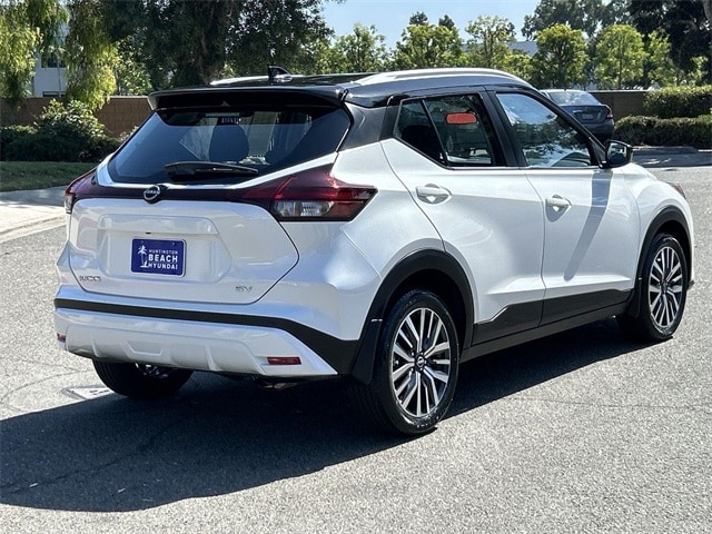 Thumbnail: 2022 Nissan Kicks - 4