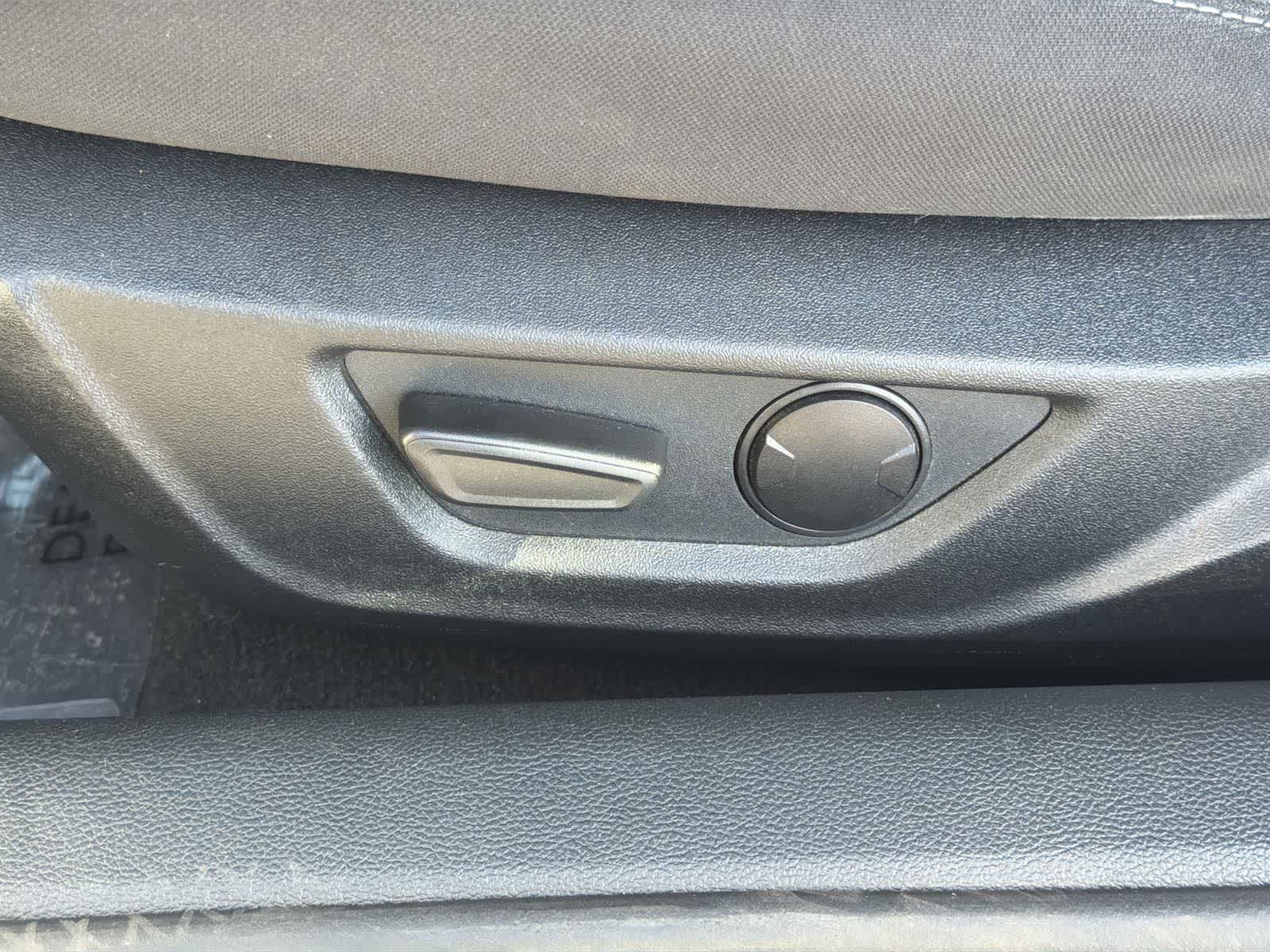 Thumbnail: 2021 Ford Mustang - 23