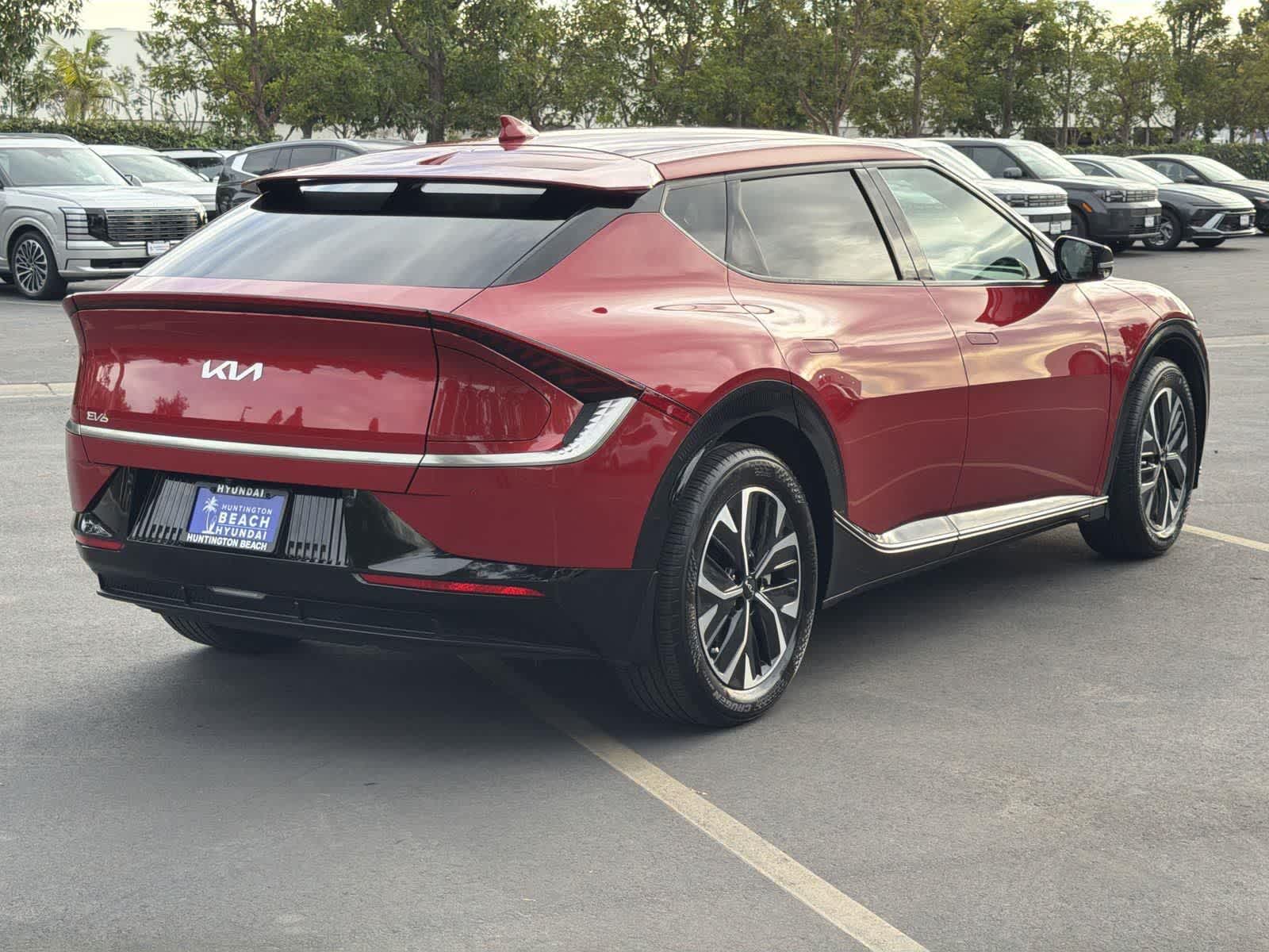 Thumbnail: 2023 Kia EV6 - 6