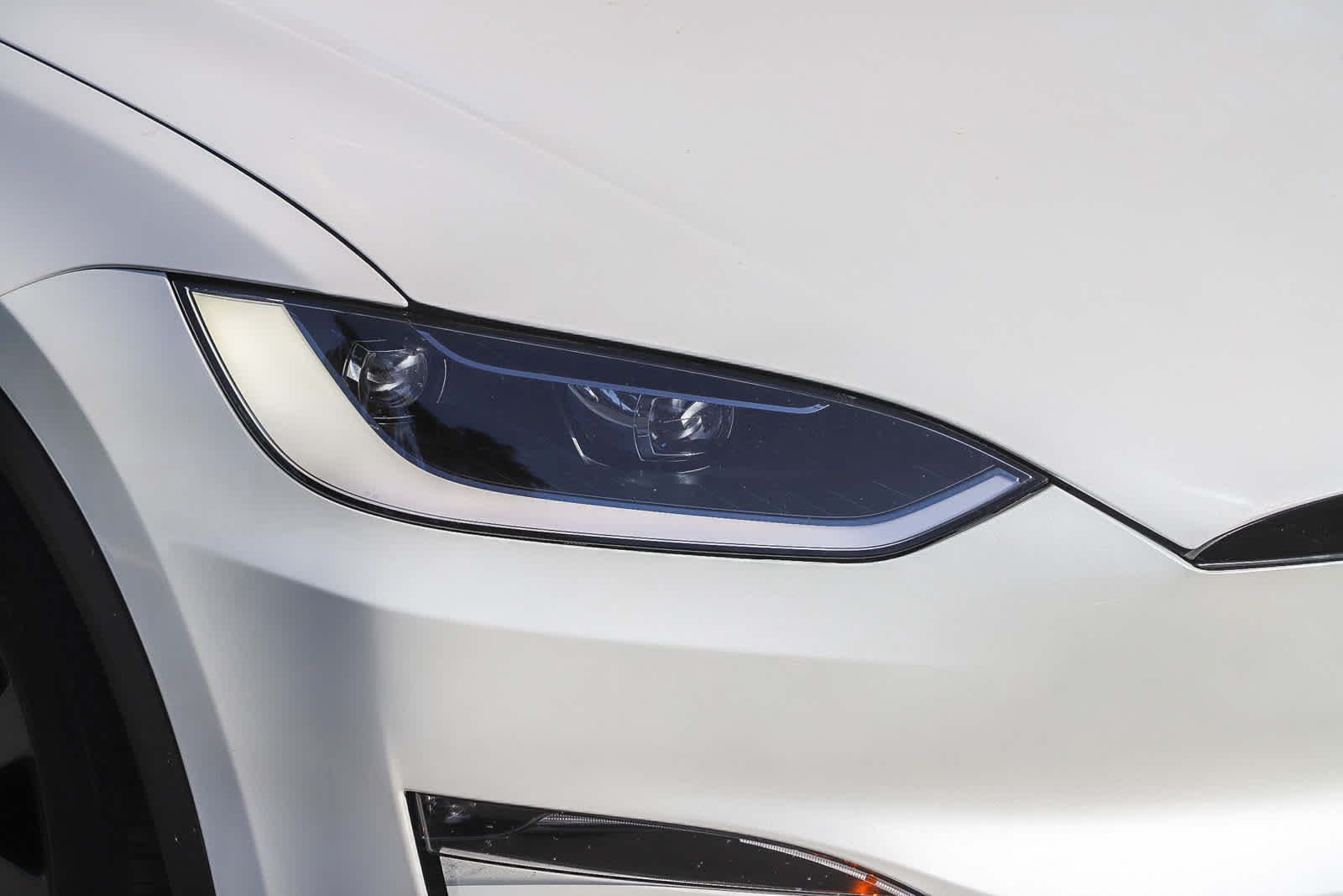 Thumbnail: 2024 Tesla Model X - 5
