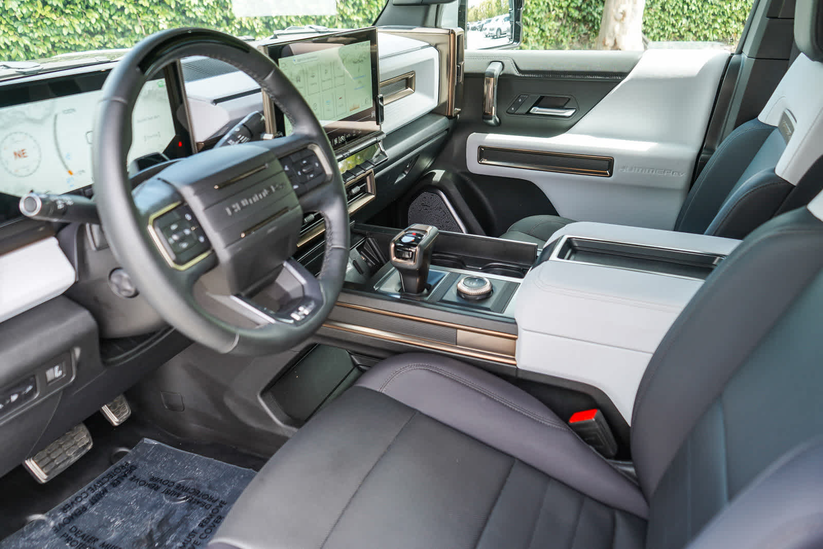 Thumbnail: 2025 GMC Hummer EV - 19