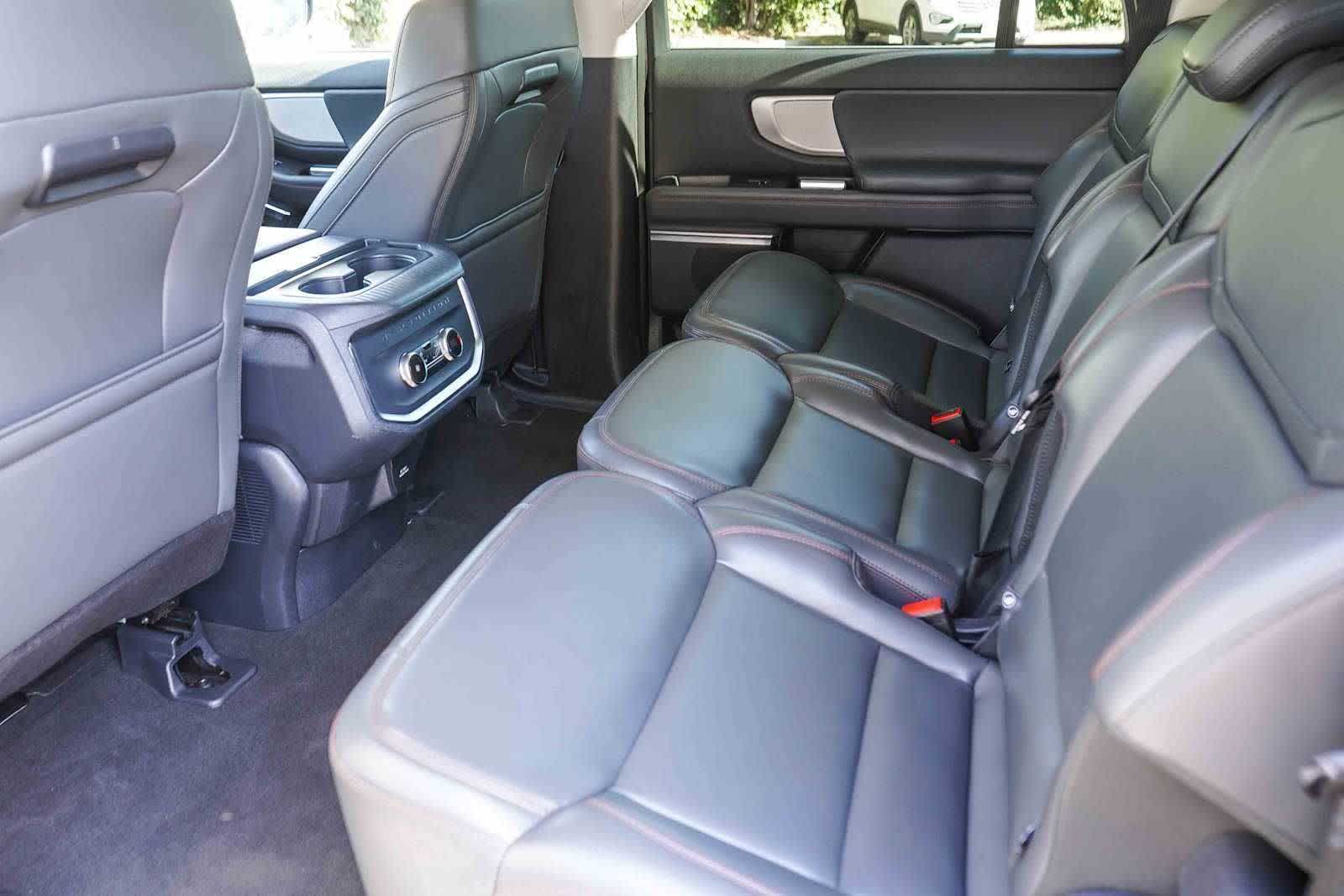 Thumbnail: 2025 Ford Expedition MAX - 17