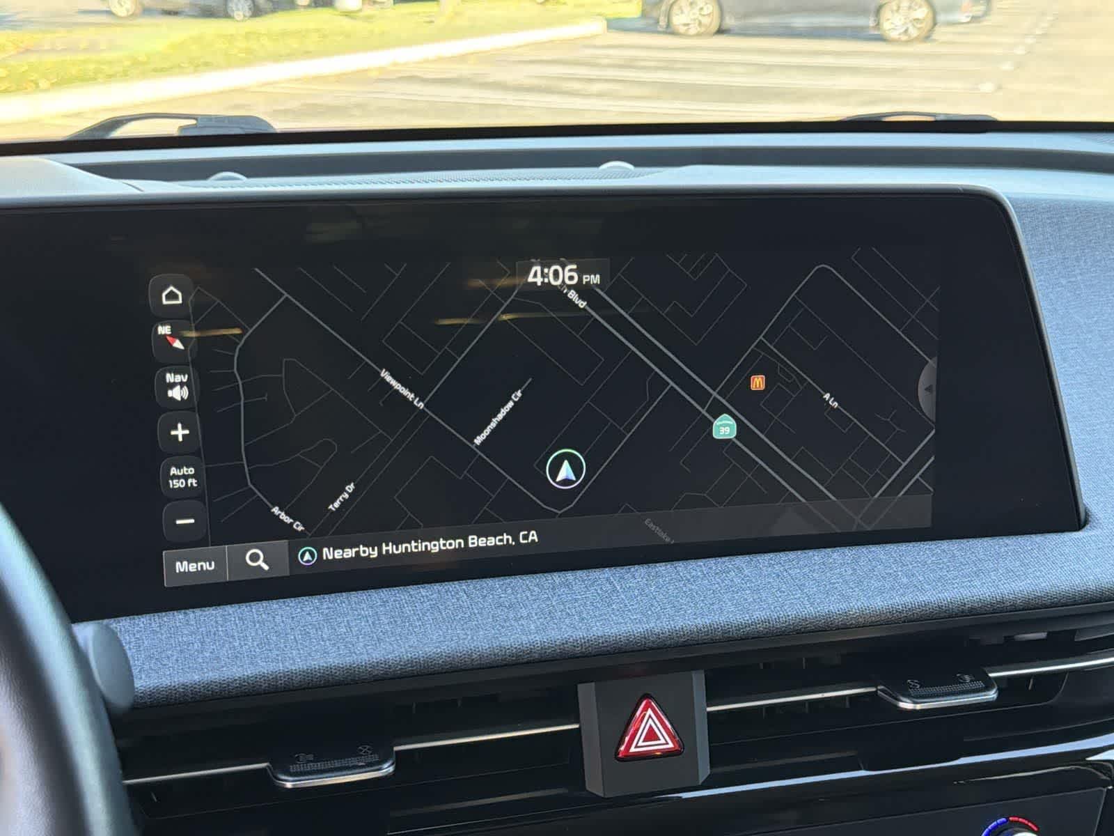 Thumbnail: 2022 Kia EV6 - 14