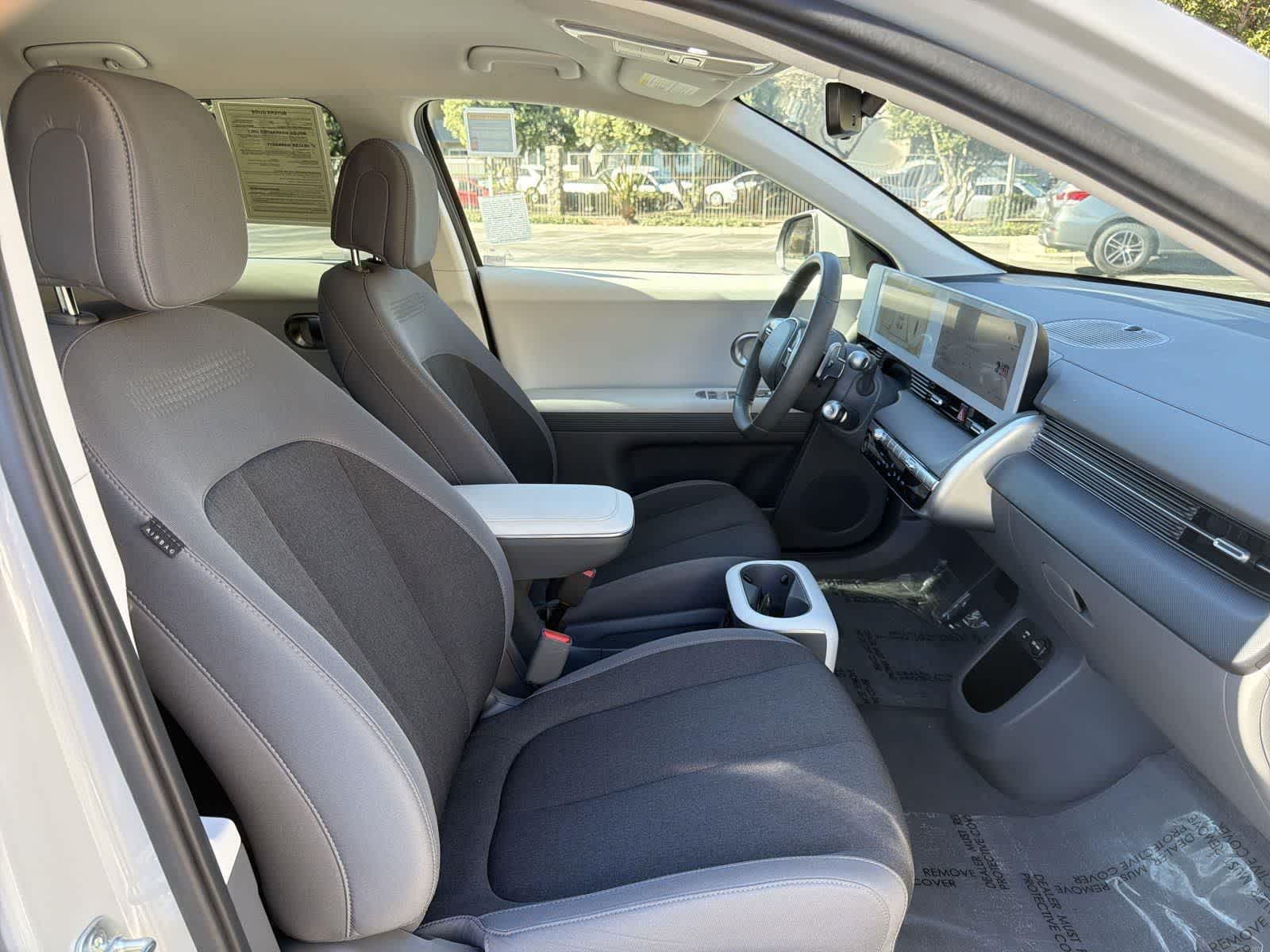 Thumbnail: 2024 Hyundai Ioniq 5 - 32