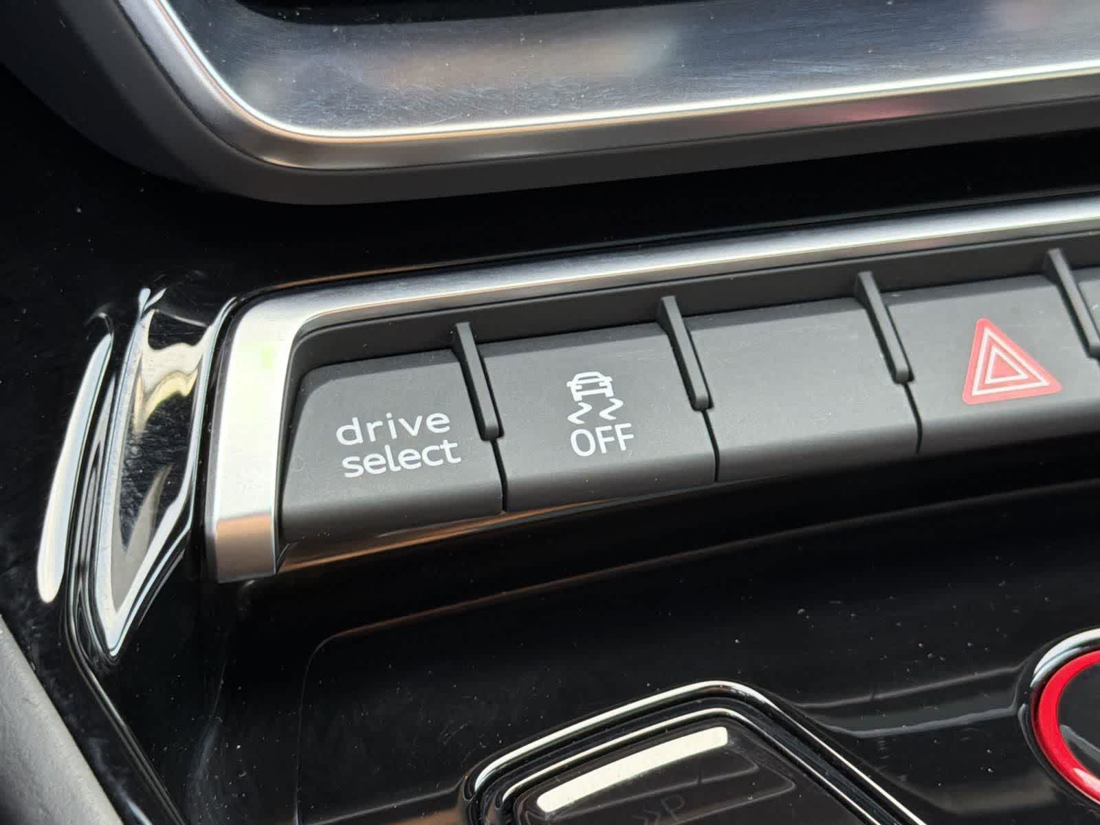 Thumbnail: 2023 Audi e-tron GT - 21