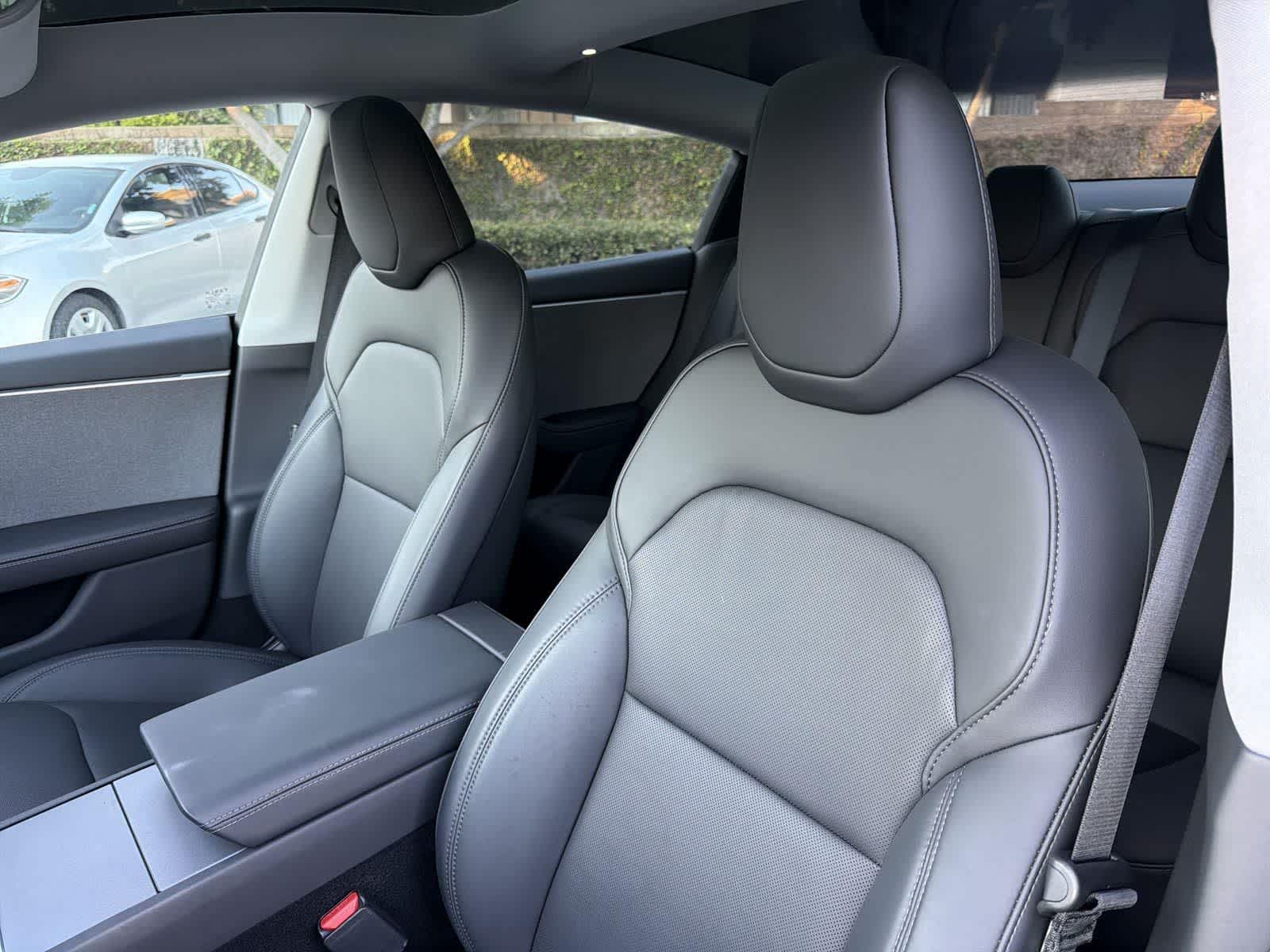 Thumbnail: 2025 Tesla Model 3 - 27