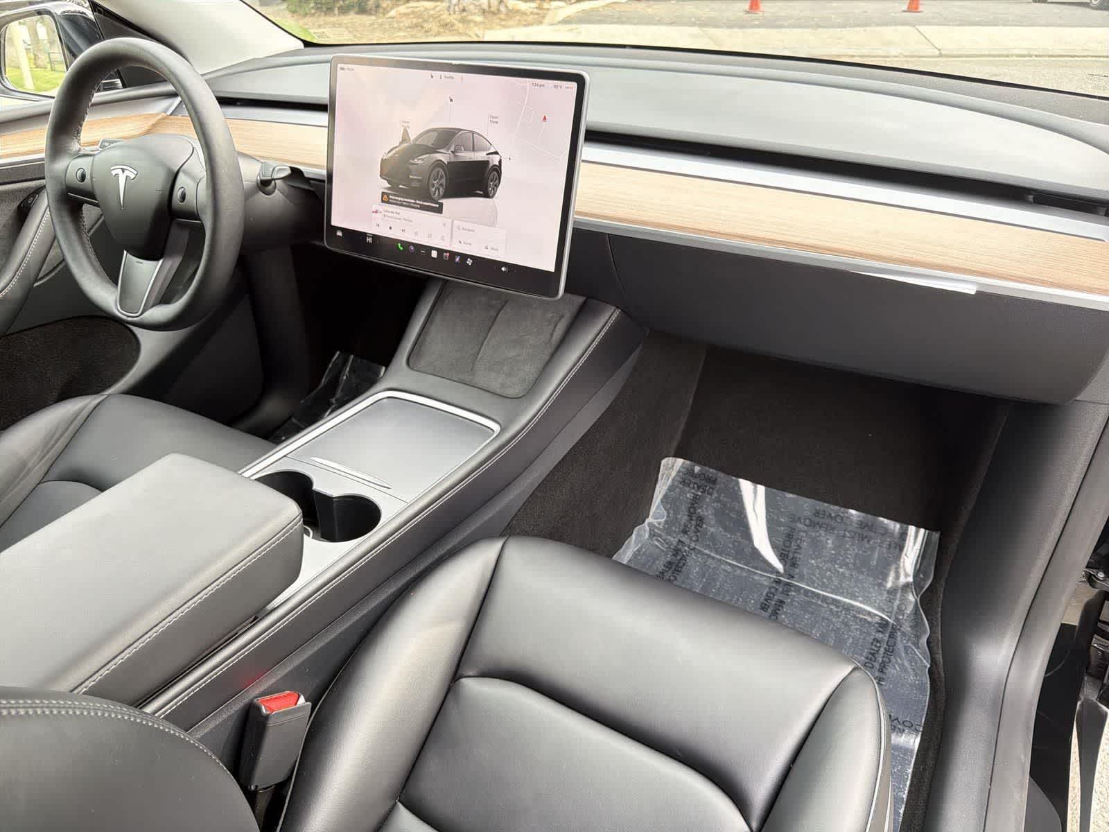 Thumbnail: 2025 Tesla Model Y - 36