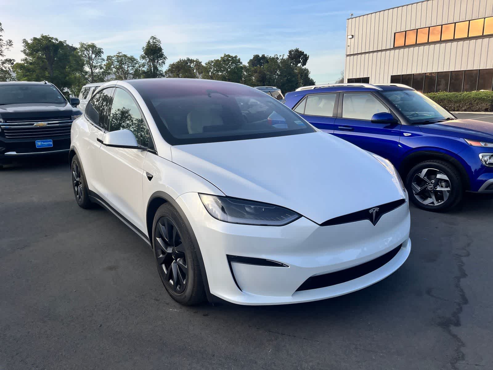 Thumbnail: 2024 Tesla Model X - 2