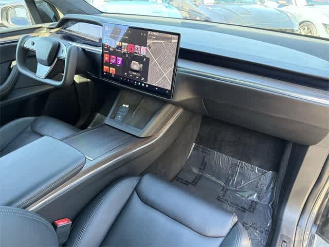 Thumbnail: 2022 Tesla Model X - 35
