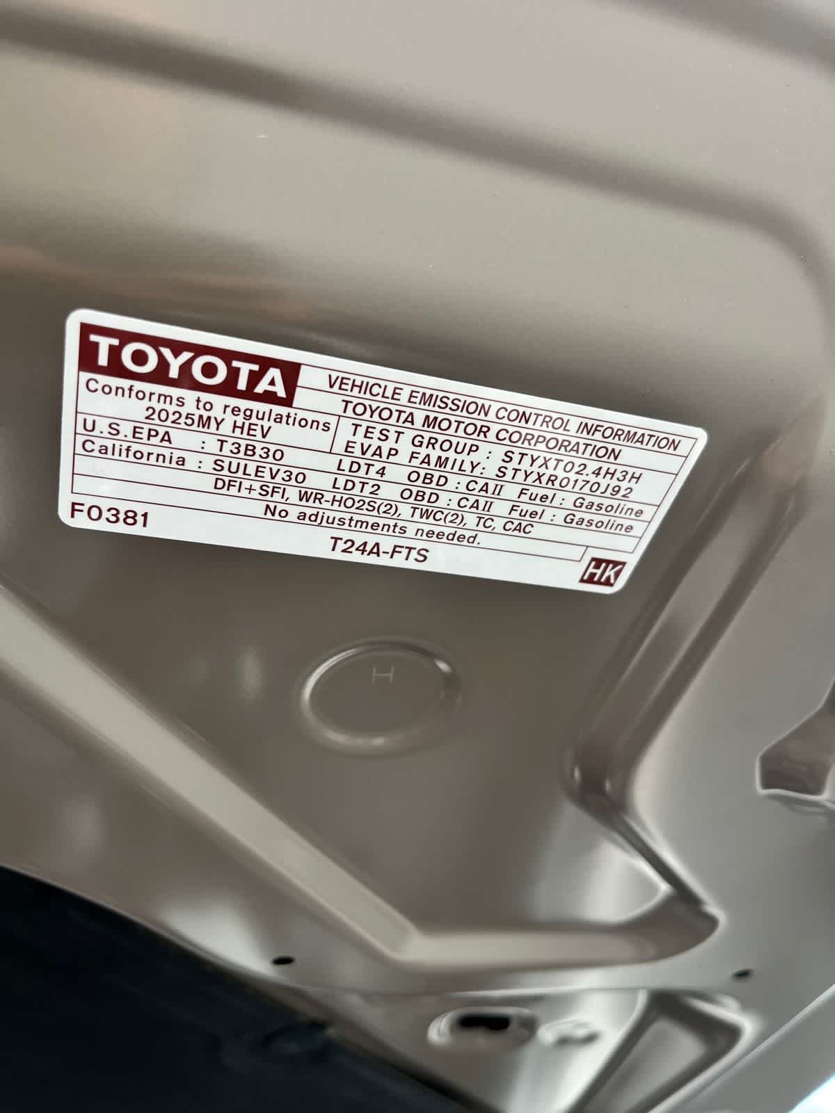 Thumbnail: 2025 Toyota Tacoma - 10