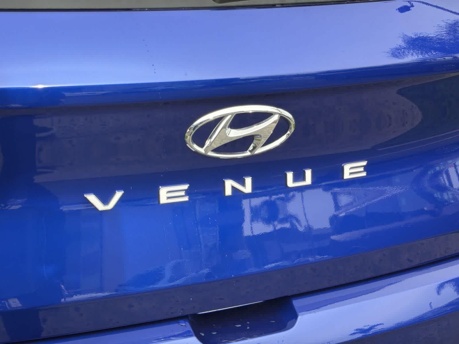 Thumbnail: 2023 Hyundai Venue - 30