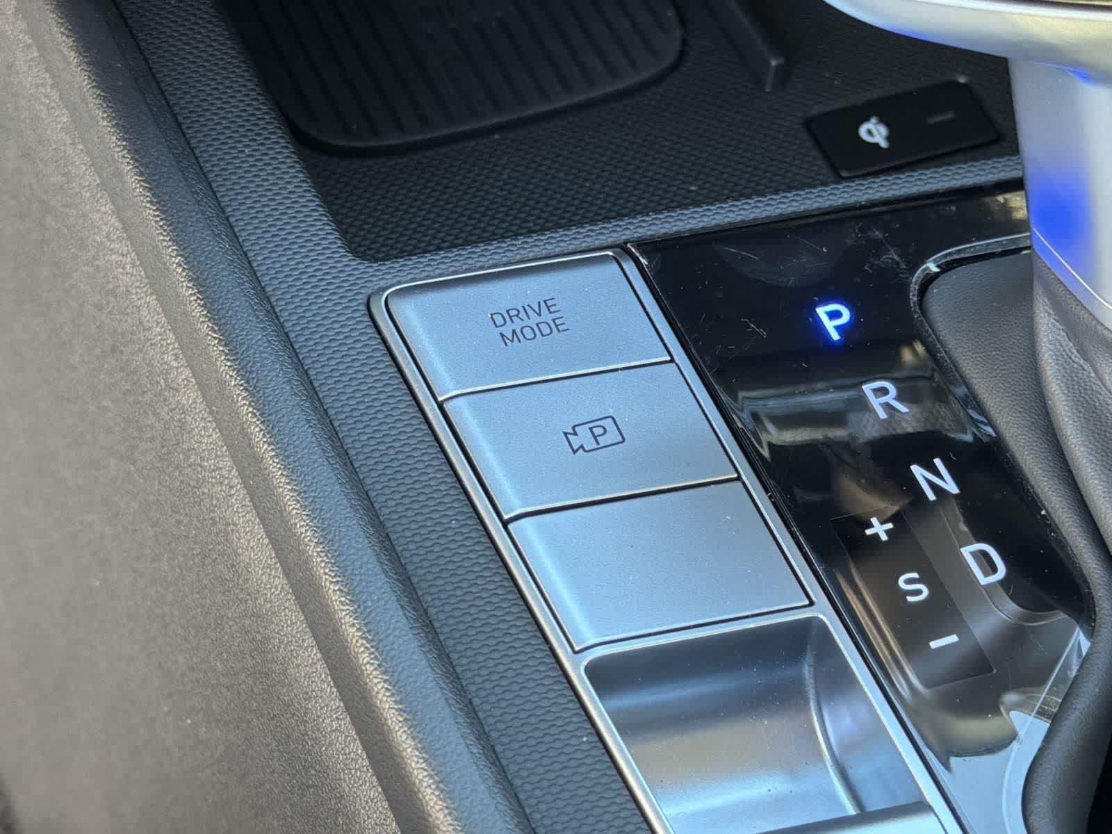 Thumbnail: 2025 Hyundai Elantra - 21