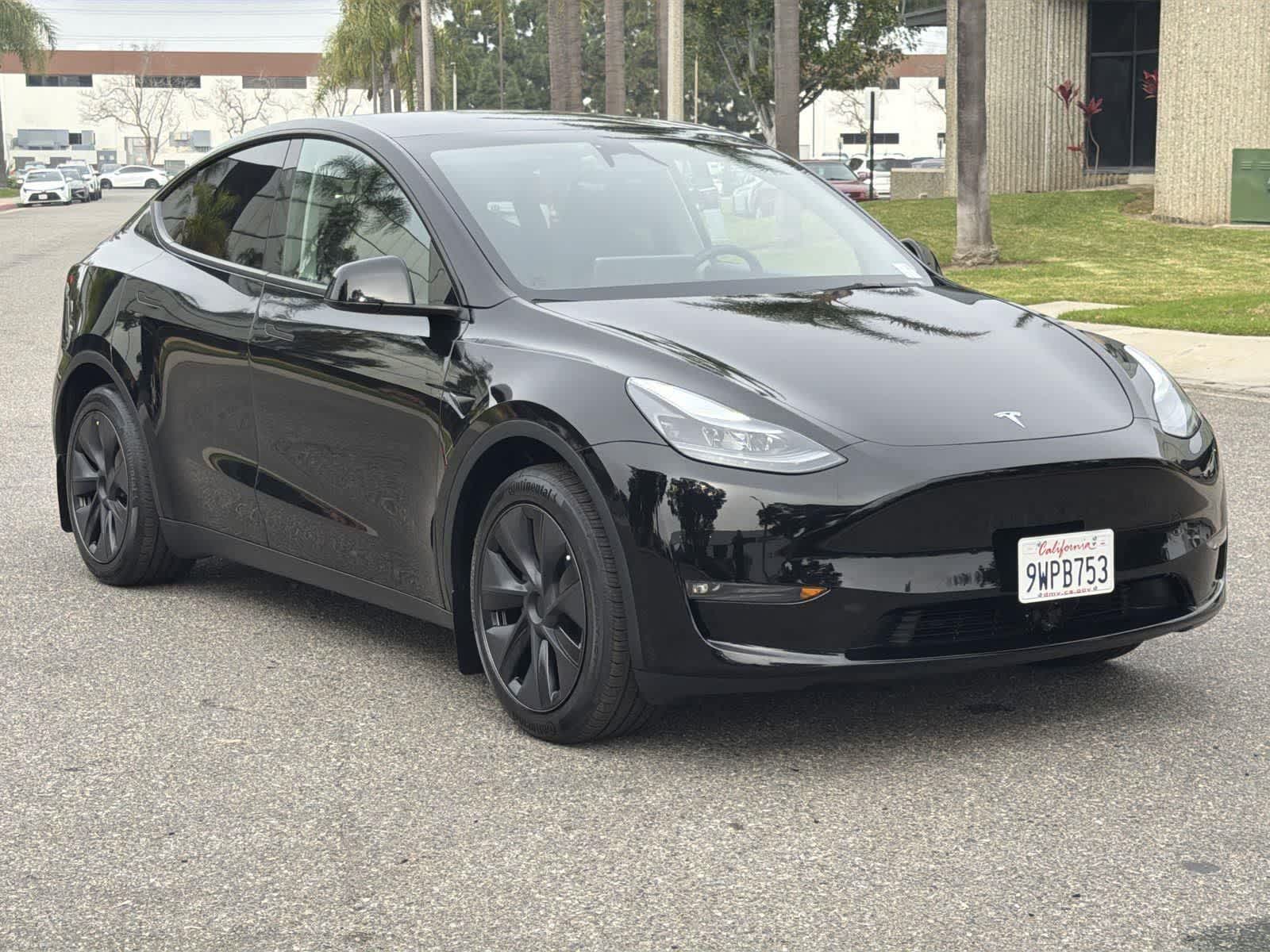 Thumbnail: 2025 Tesla Model Y - 8