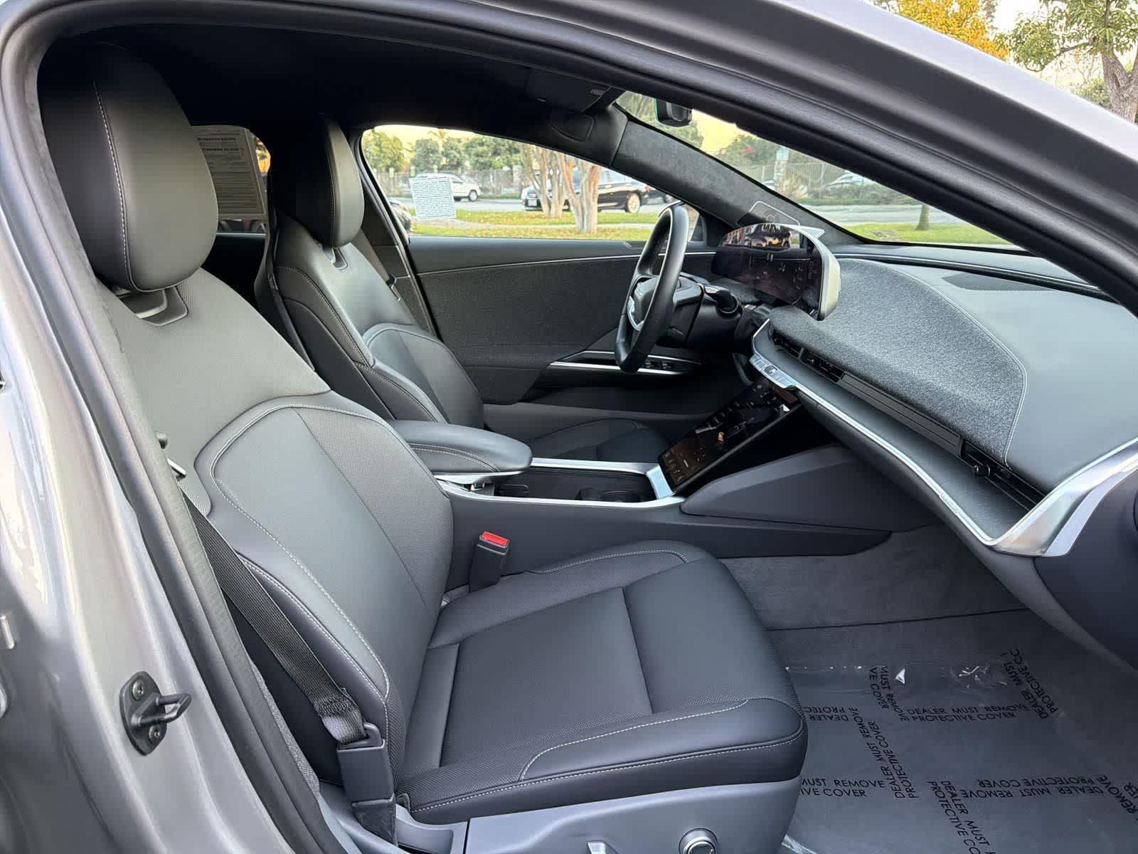 Thumbnail: 2024 Lucid Air - 33