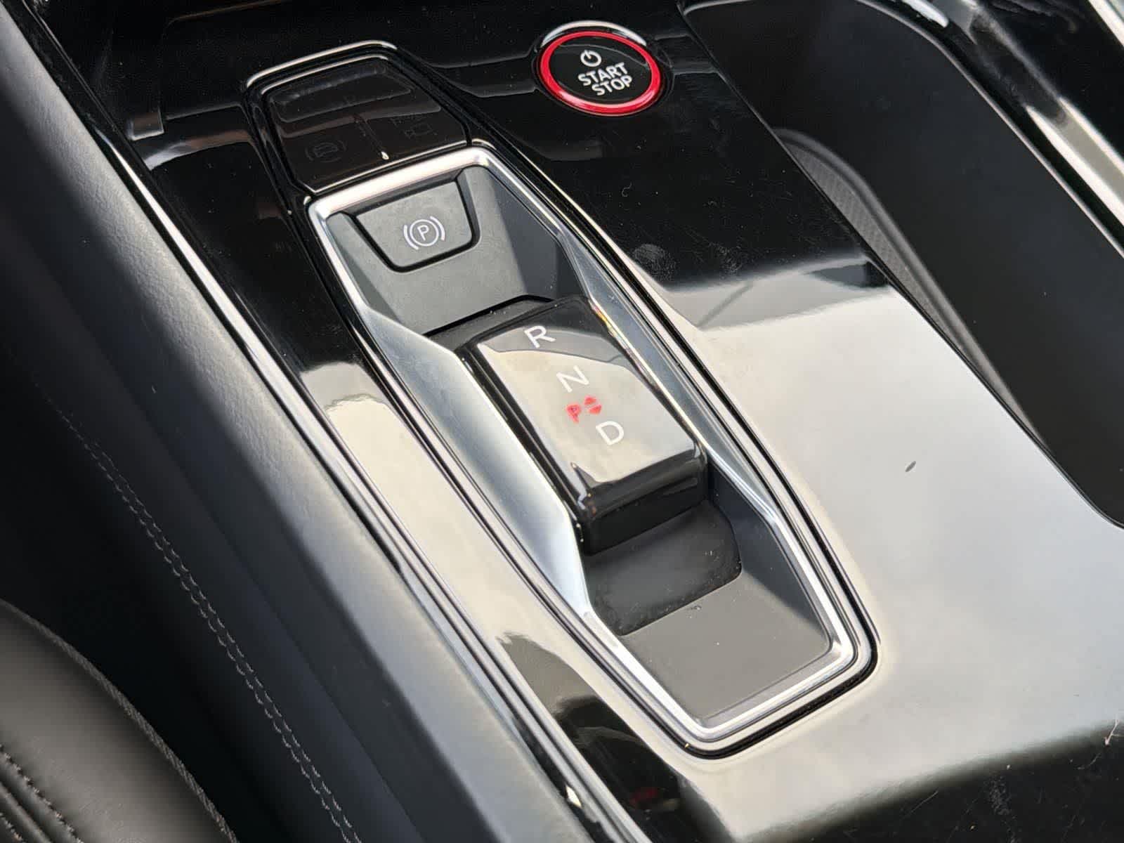 Thumbnail: 2023 Audi e-tron GT - 17