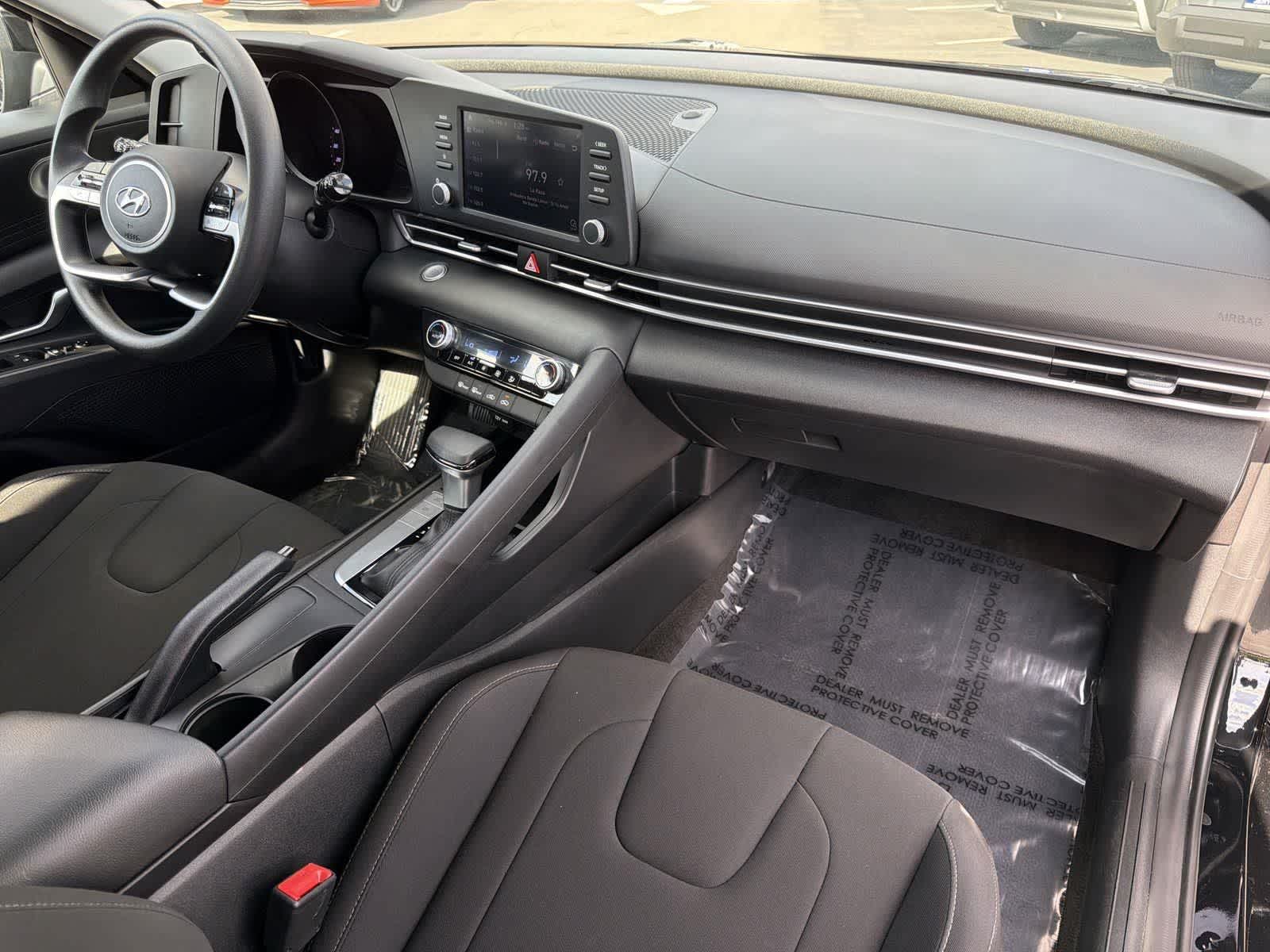 Thumbnail: 2023 Hyundai Elantra - 33