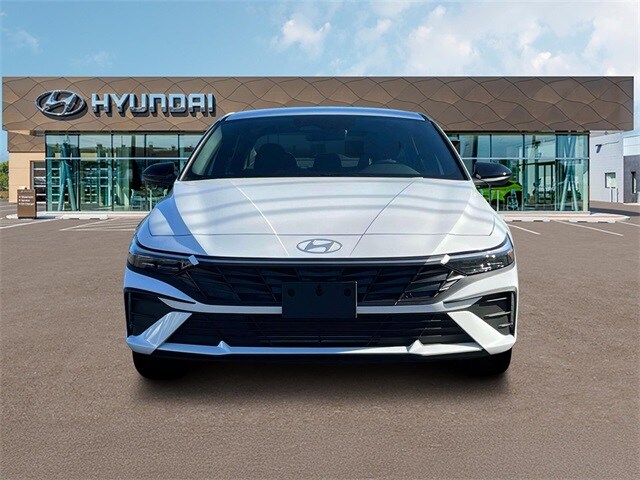 Thumbnail: 2025 Hyundai Elantra - 12