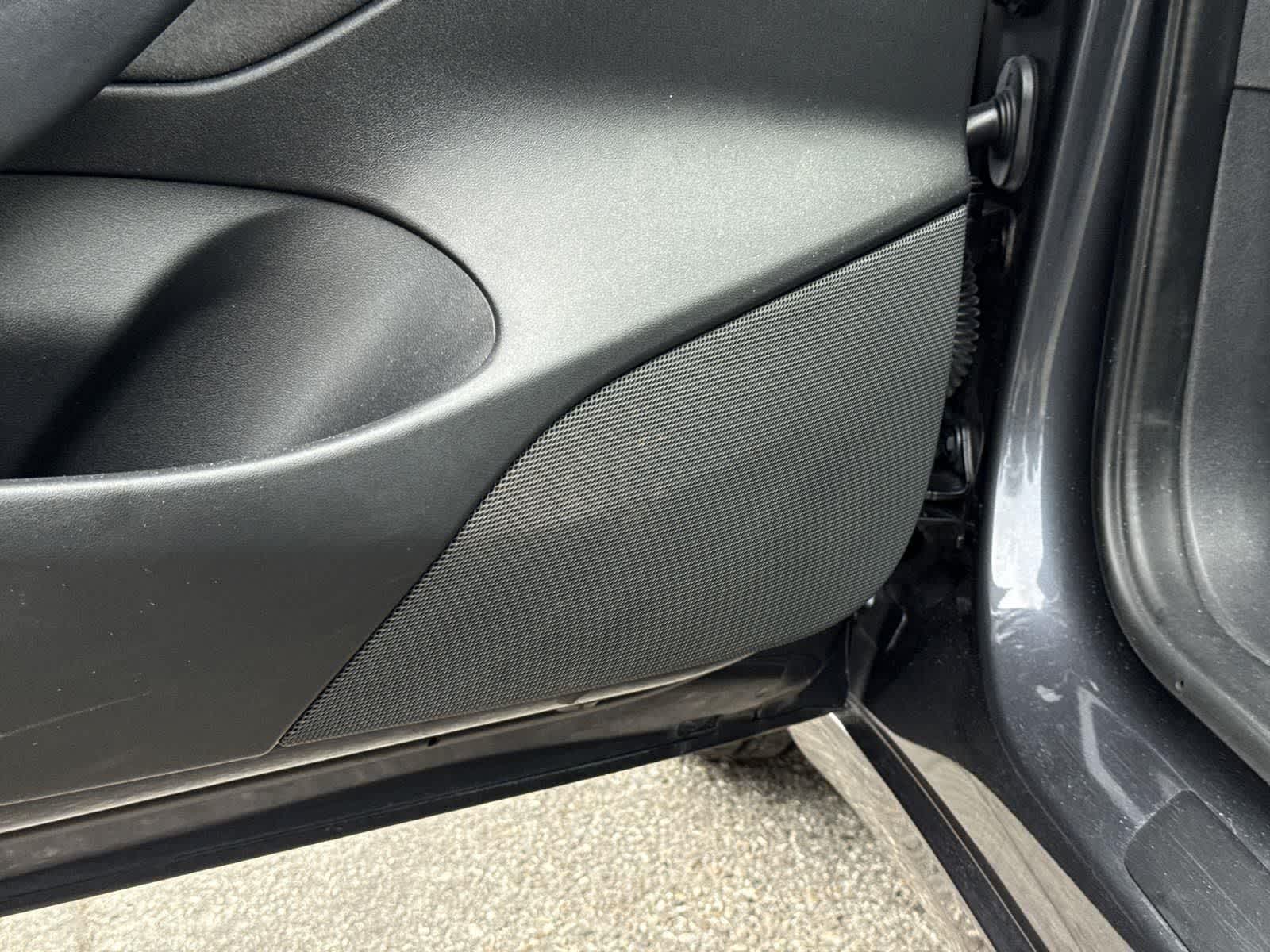 Thumbnail: 2022 Tesla Model 3 - 24