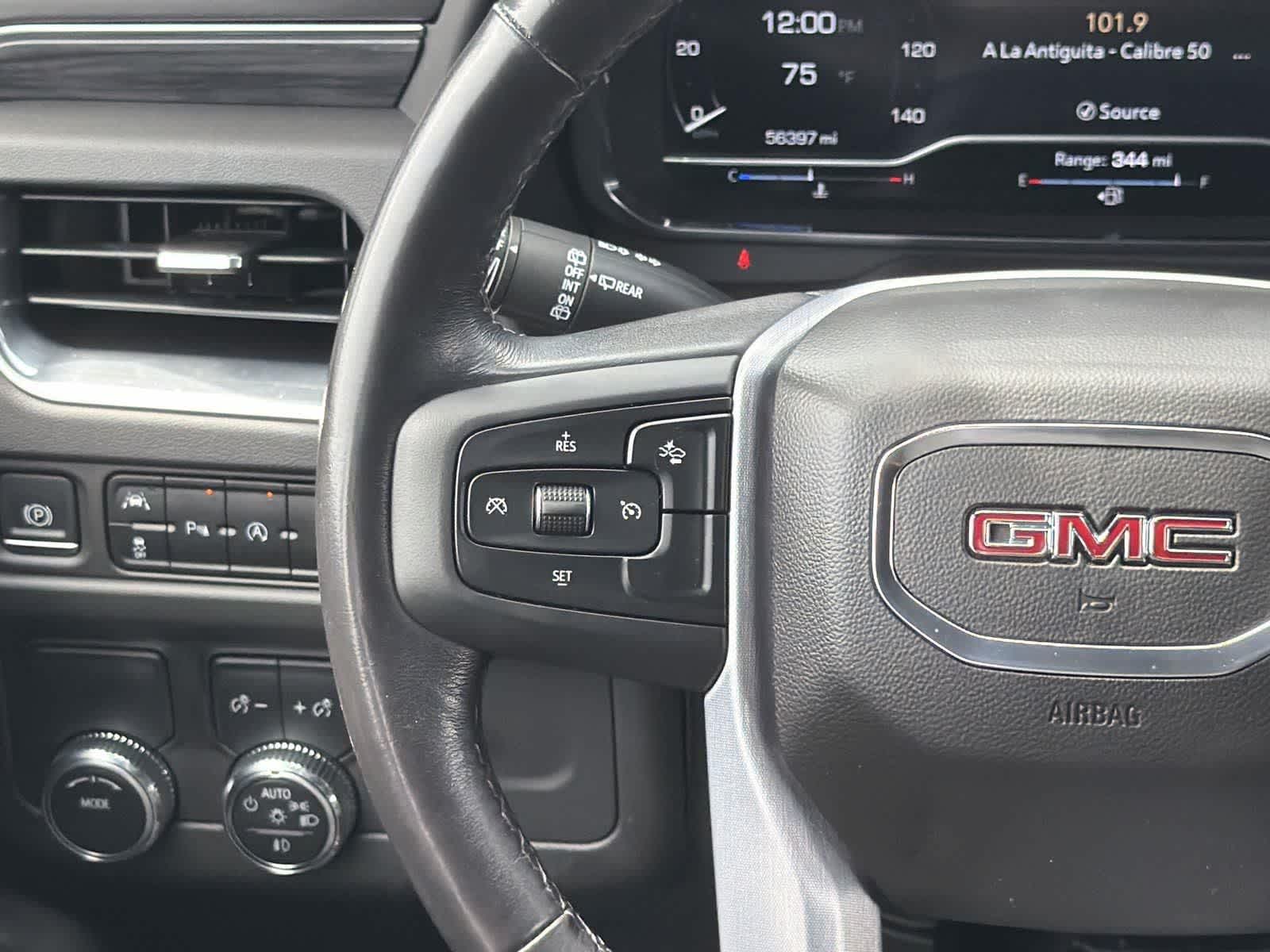 Thumbnail: 2023 GMC Yukon XL - 13