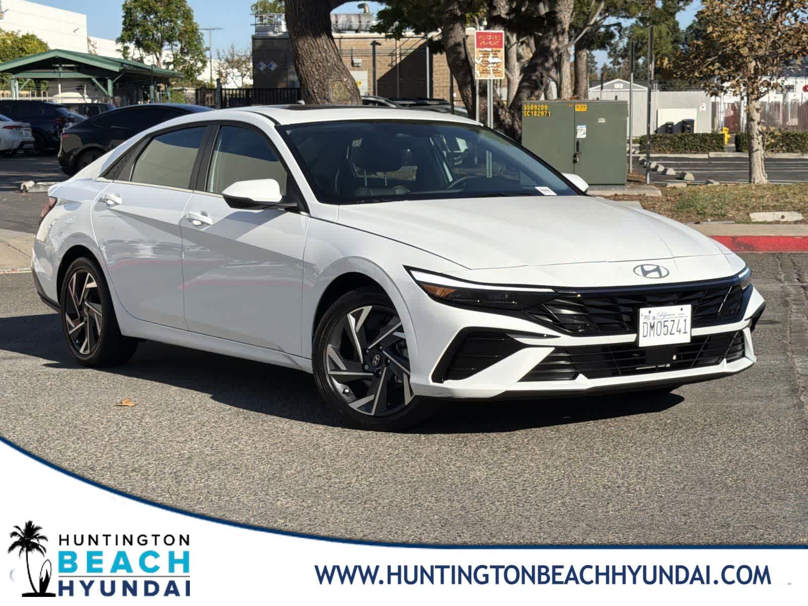 Thumbnail: 2025 Hyundai Elantra - 1