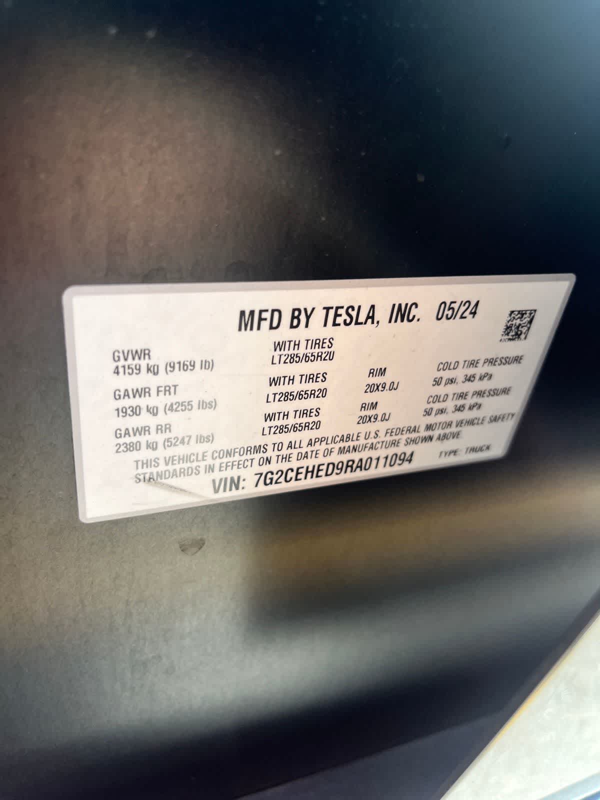 Thumbnail: 2024 Tesla Cybertruck - 9