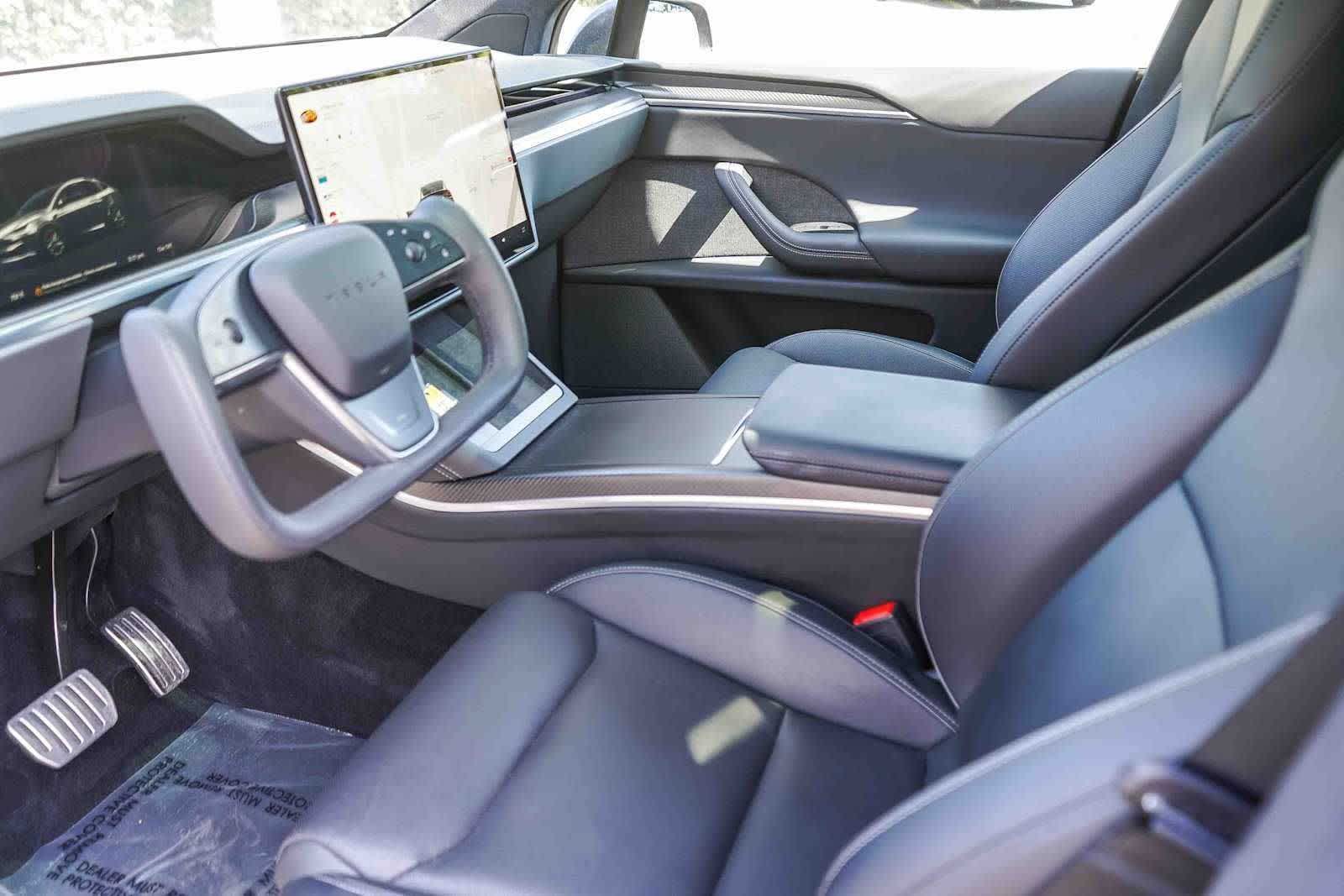 Thumbnail: 2024 Tesla Model X - 18