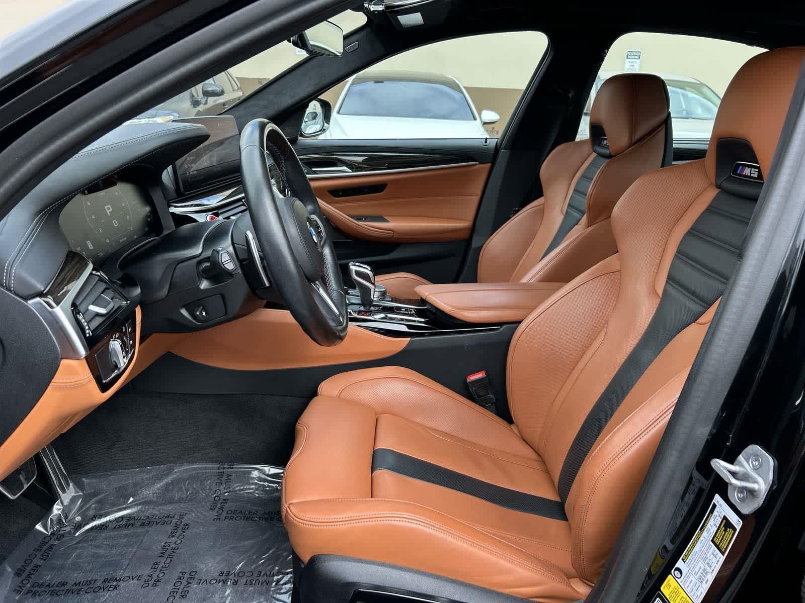 Thumbnail: 2023 BMW M5 - 12