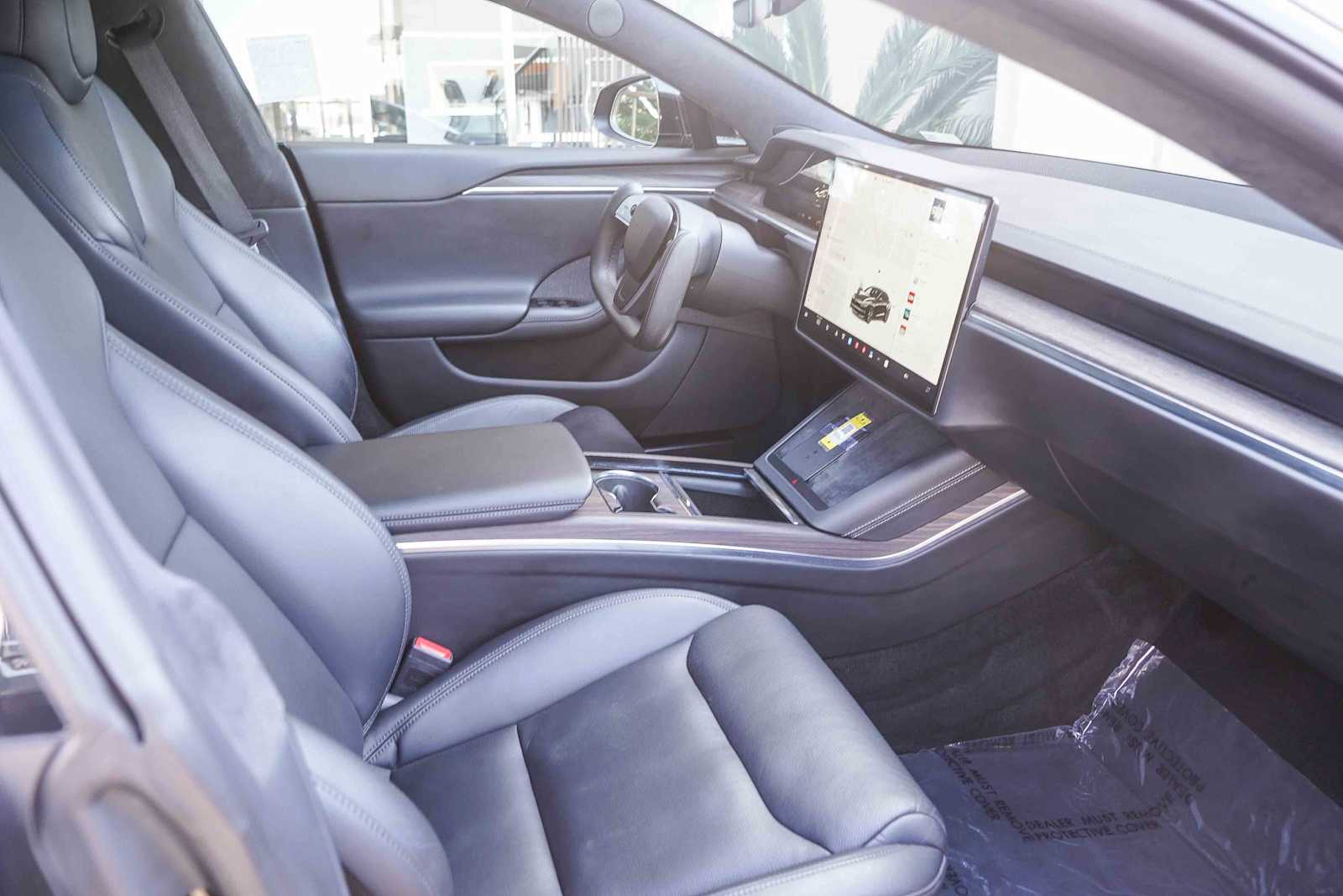 Thumbnail: 2022 Tesla Model S - 16