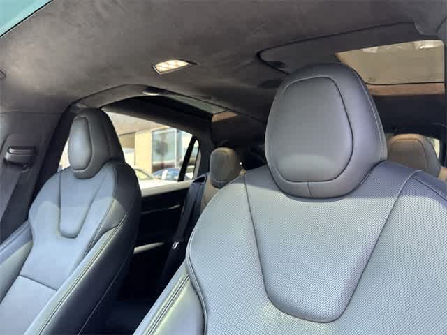 Thumbnail: 2022 Tesla Model X - 29