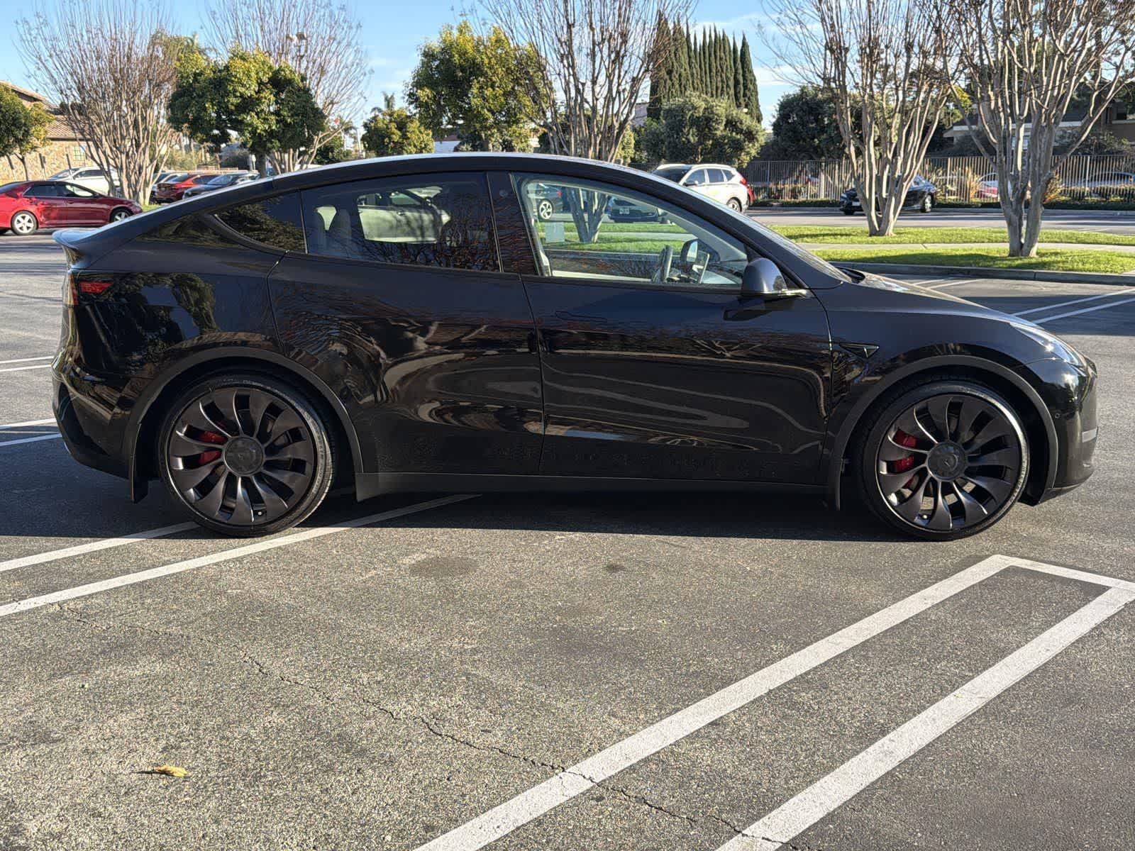 Thumbnail: 2021 Tesla Model Y - 3