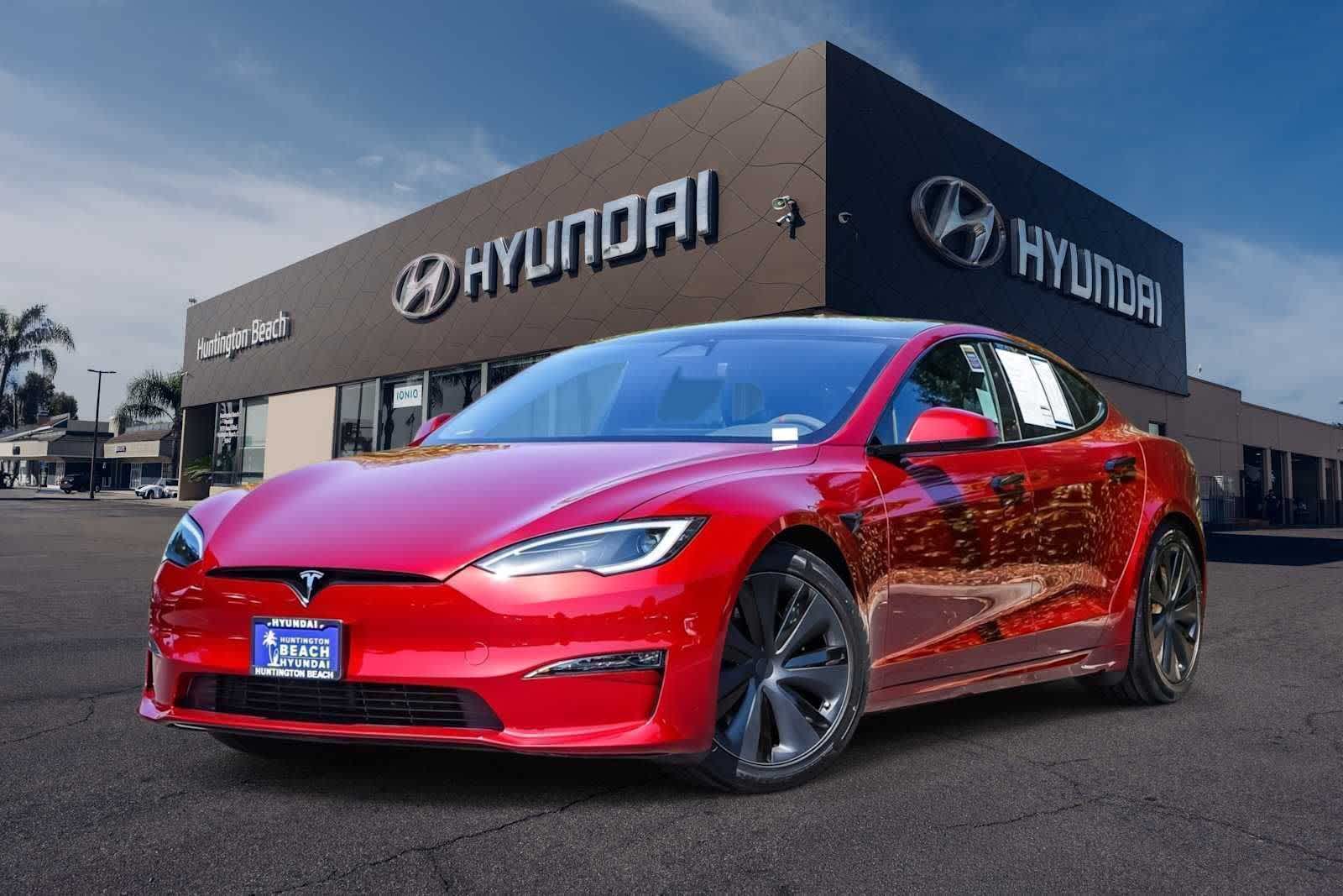 2023 Tesla Model S Standard Range's photo
