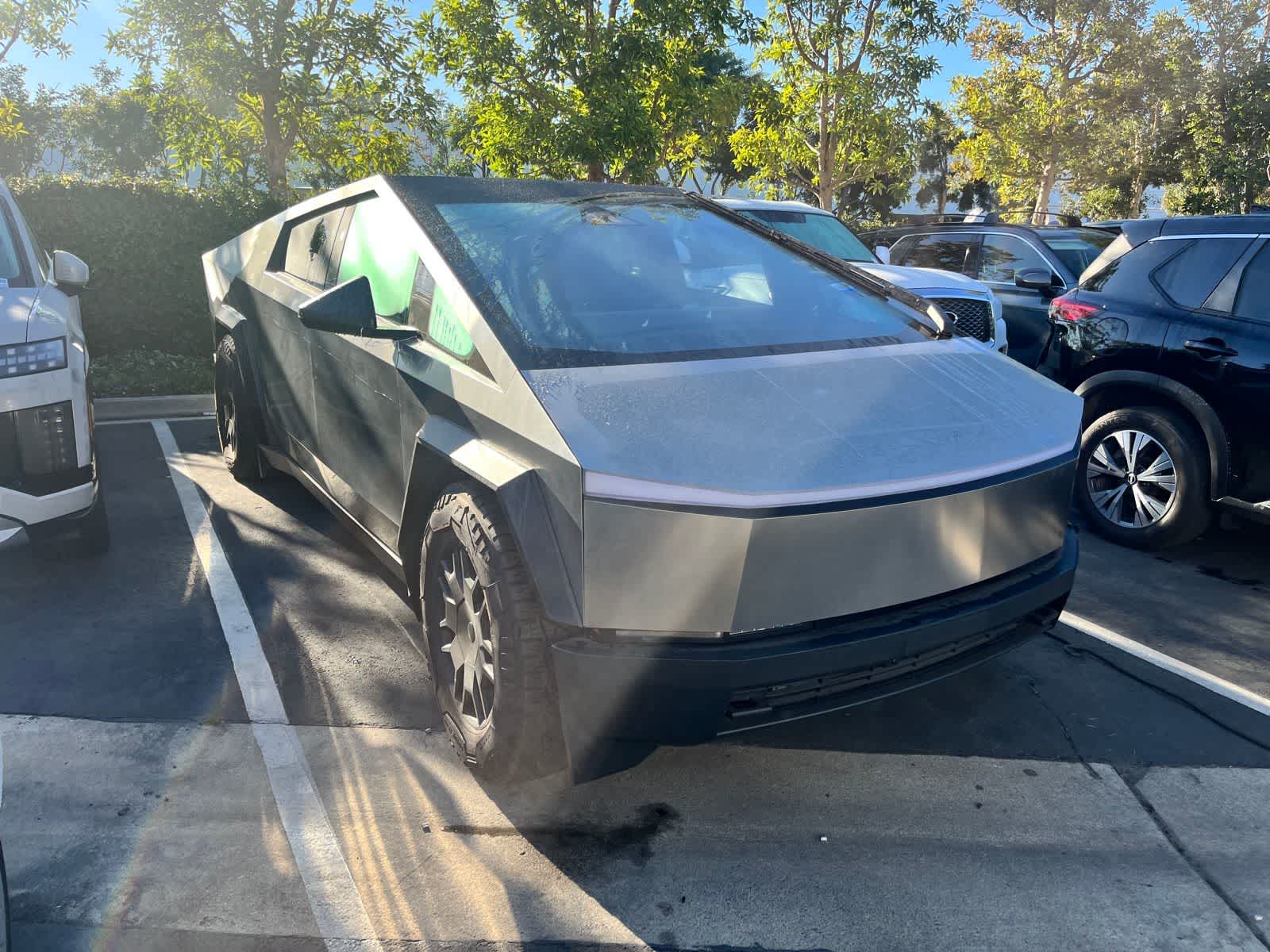 Used 2024 Tesla Cybertruck Base with VIN 7G2CEHED3RA023922 for sale in Kansas City