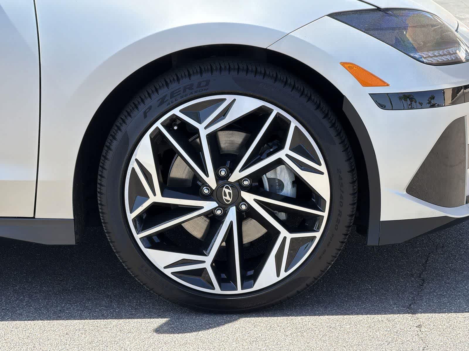 Thumbnail: 2023 Hyundai Ioniq 6 - 36