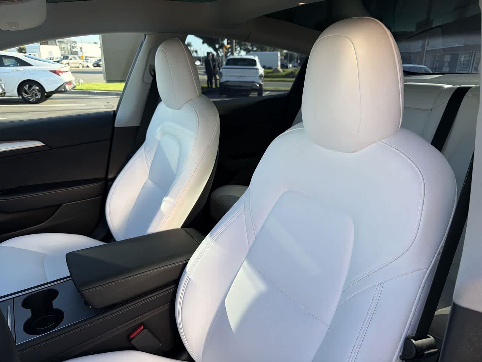 Thumbnail: 2022 Tesla Model 3 - 25