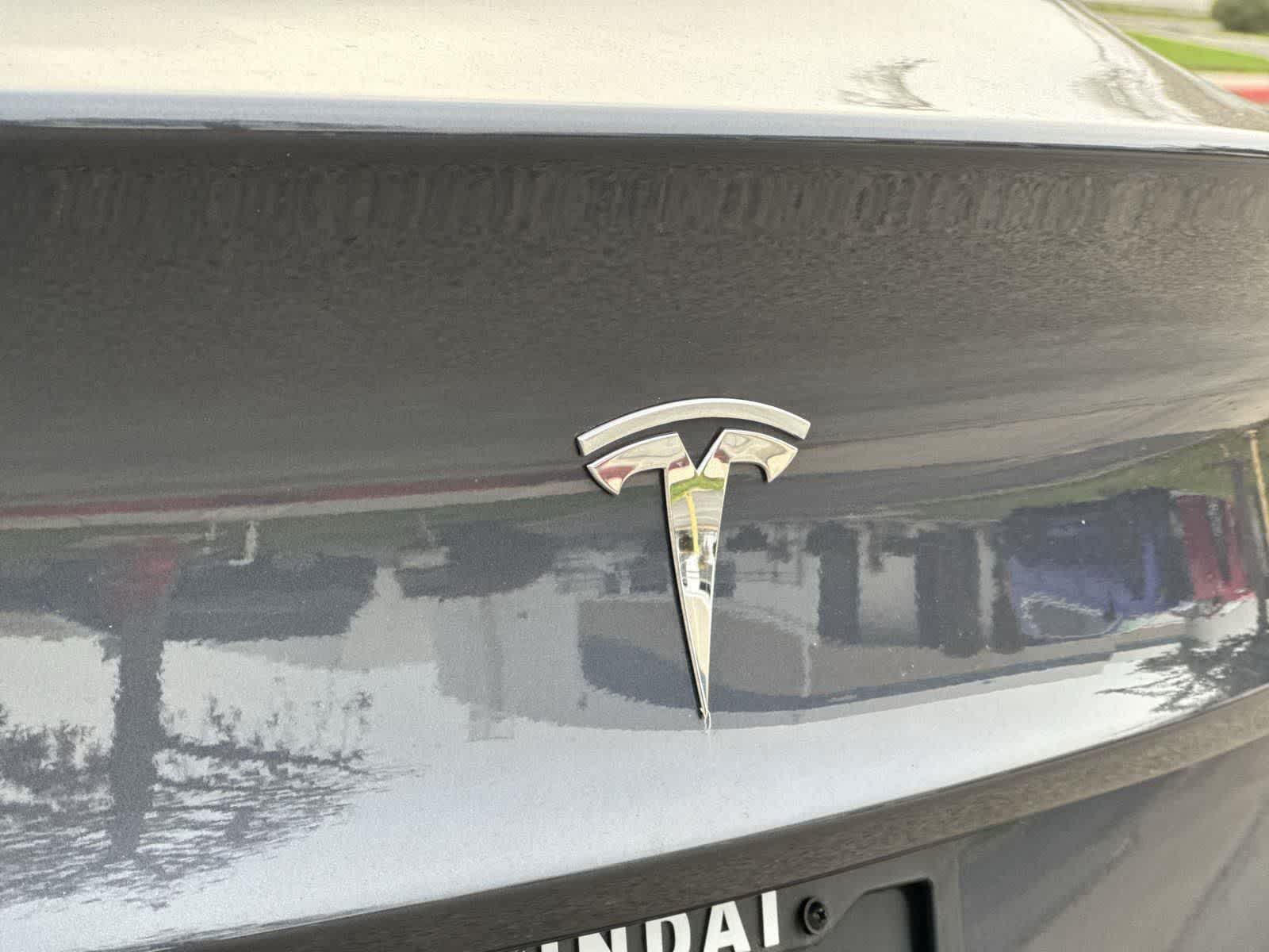 Thumbnail: 2022 Tesla Model 3 - 31