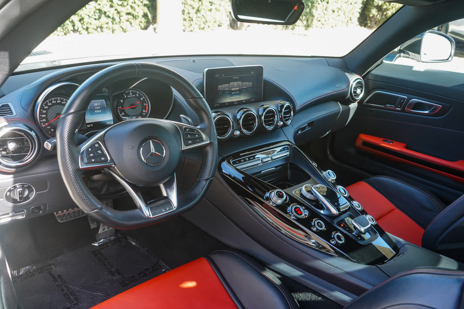 2017 Mercedes-Benz AMG GT Base - Photo 12