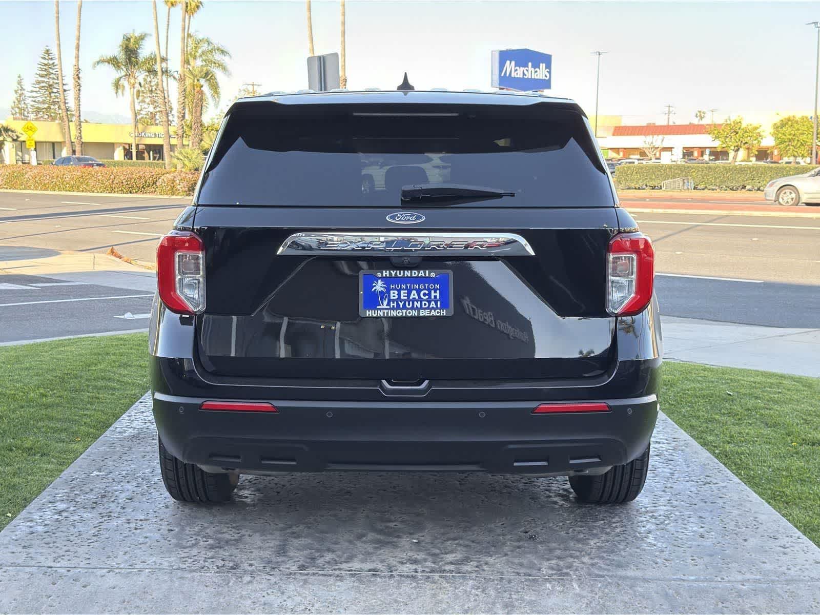 Thumbnail: 2021 Ford Explorer - 5