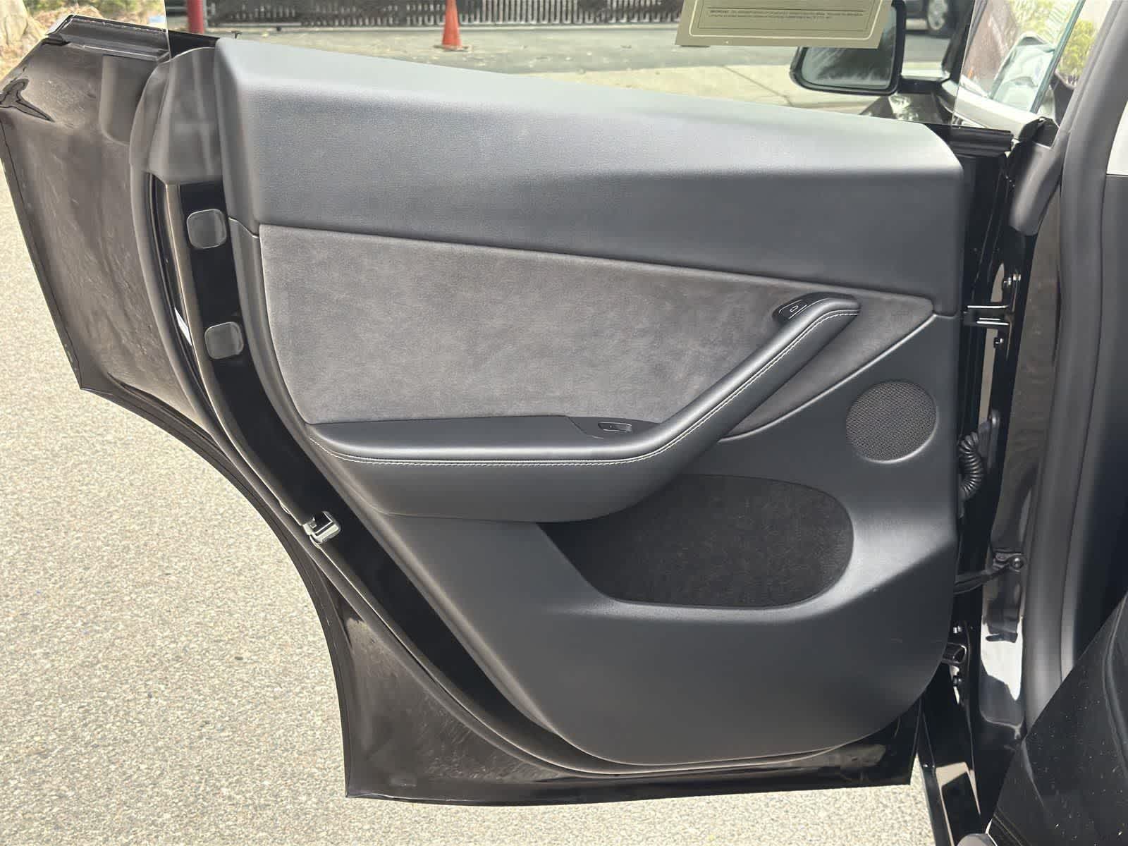 Thumbnail: 2025 Tesla Model Y - 26