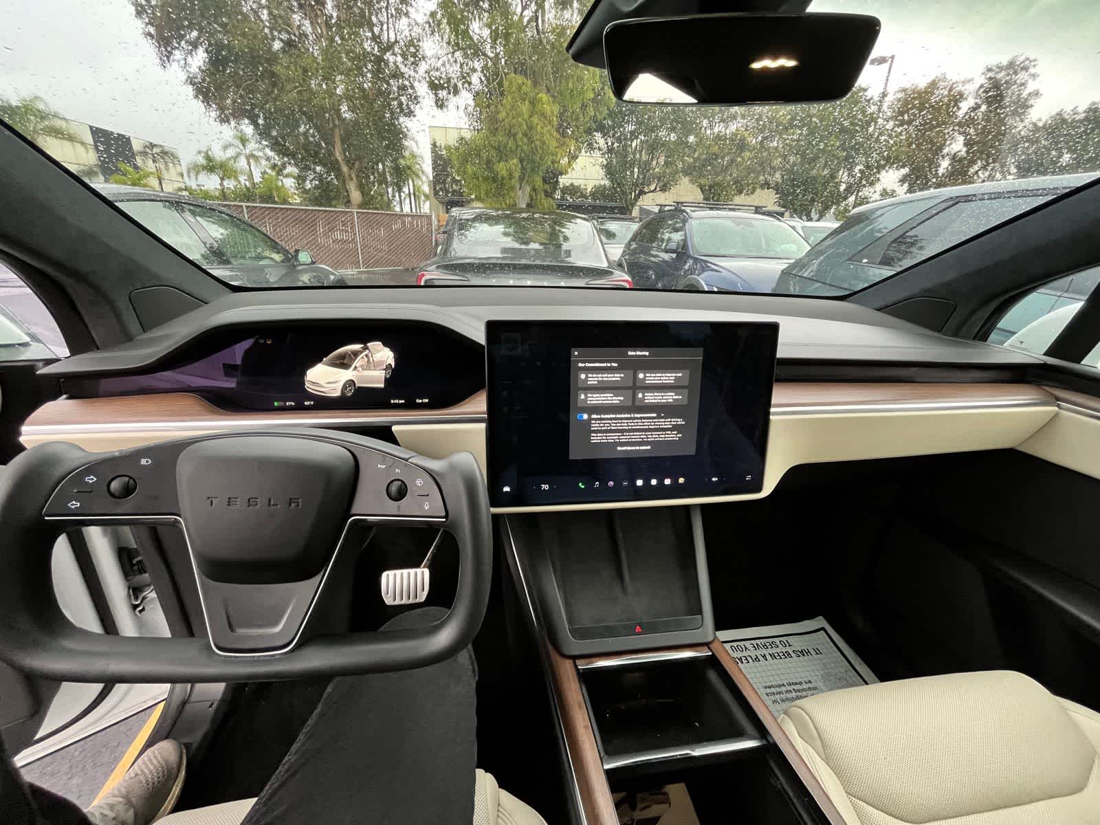 Thumbnail: 2022 Tesla Model X - 8