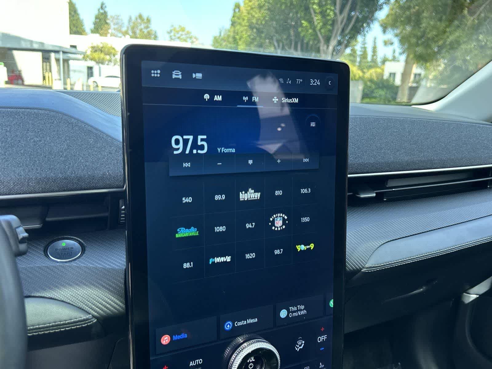 Thumbnail: 2021 Ford Mustang Mach-E - 19