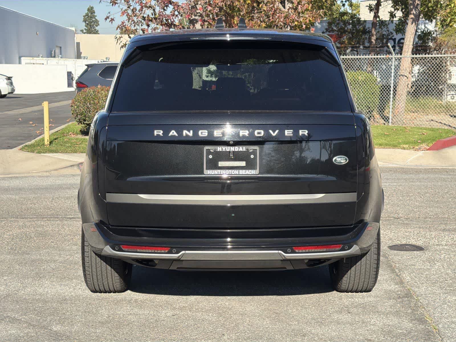 Thumbnail: 2023 Land Rover Range Rover - 5