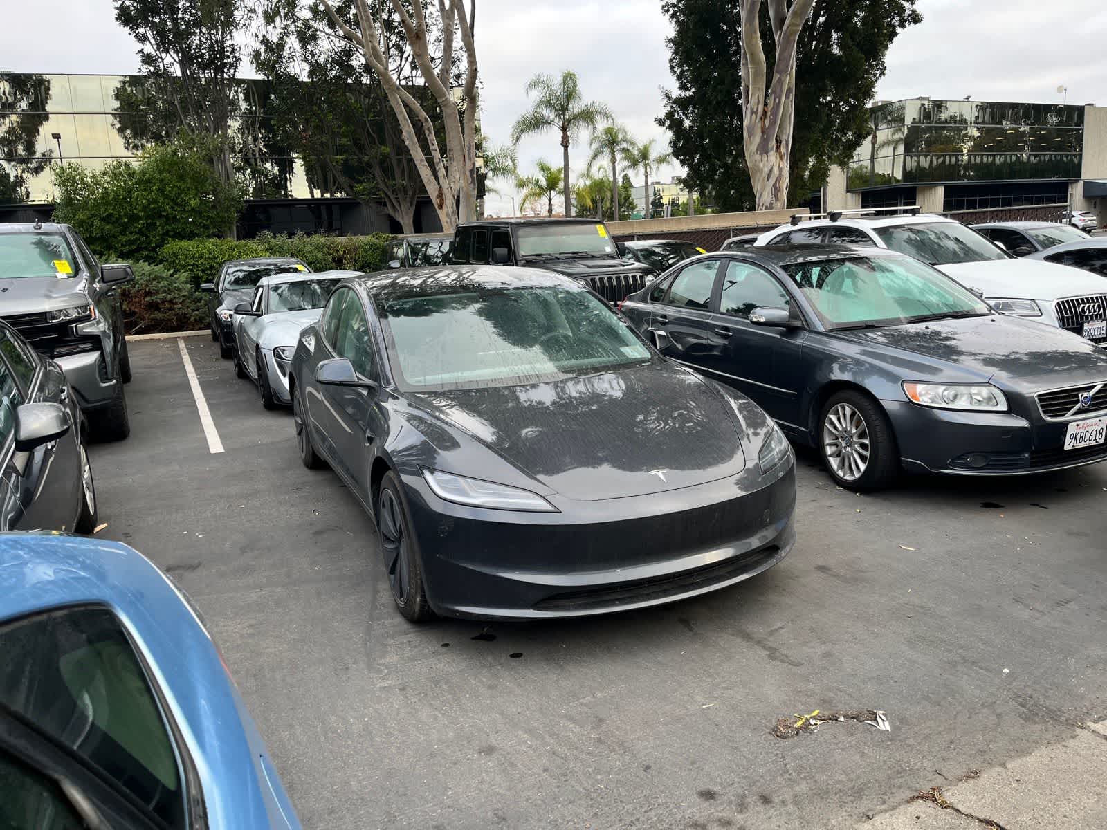 Thumbnail: 2025 Tesla Model 3 - 2