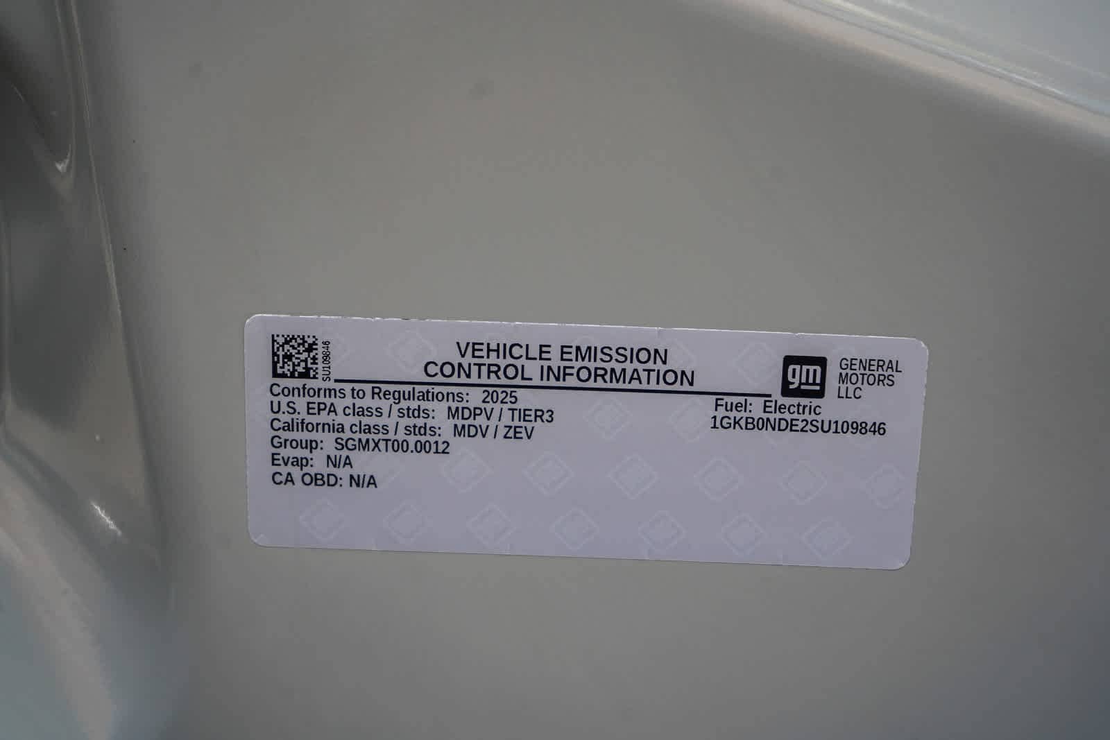 Thumbnail: 2025 GMC Hummer EV - 29