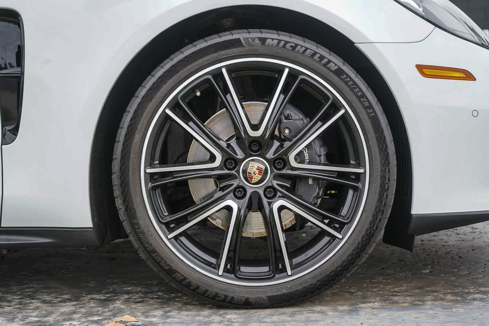 Thumbnail: 2021 Porsche Panamera - 9