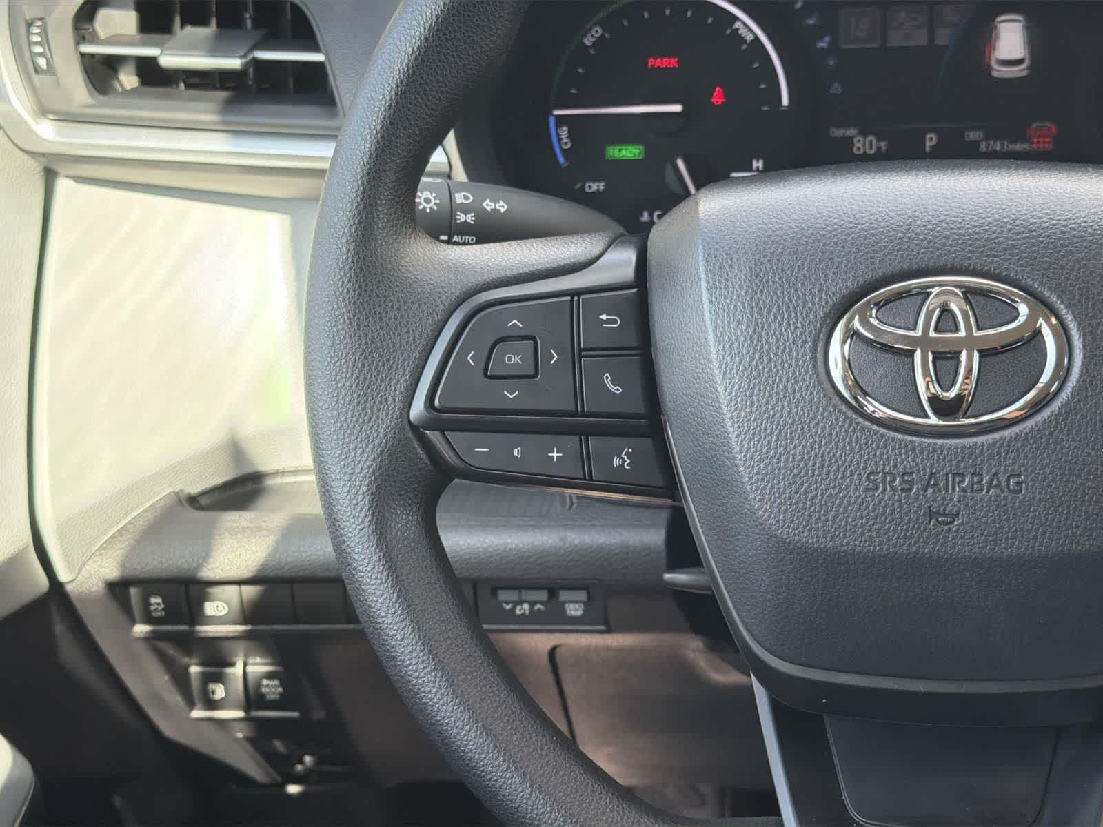 Thumbnail: 2025 Toyota Sienna - 12