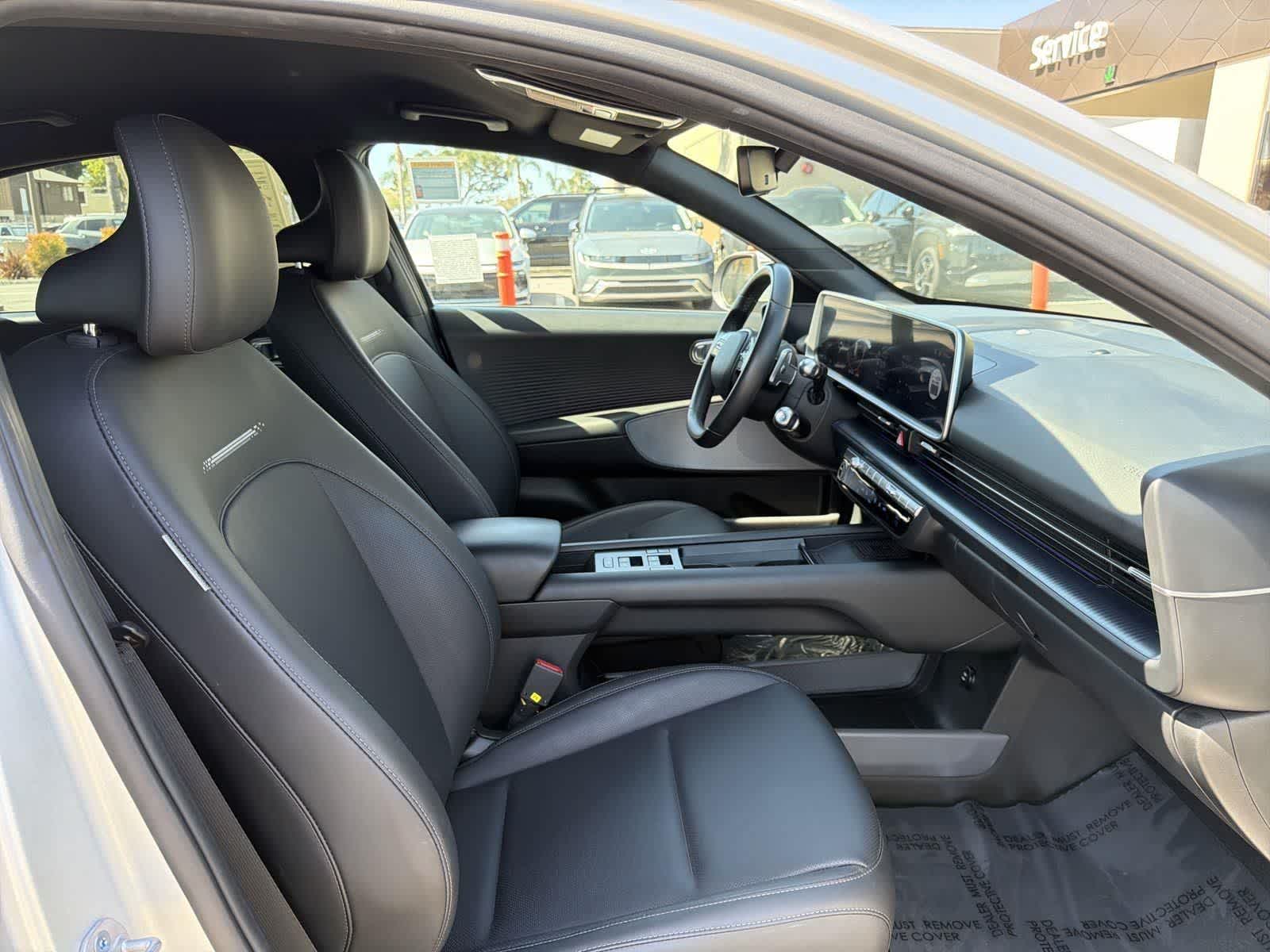 Thumbnail: 2023 Hyundai Ioniq 6 - 33