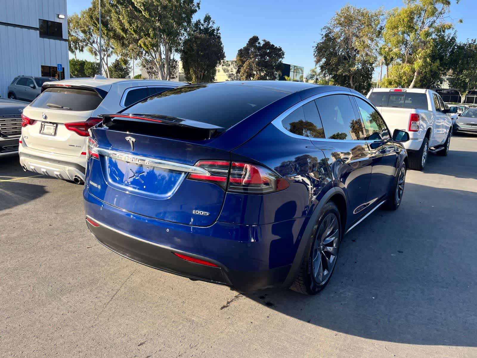 Thumbnail: 2018 Tesla Model X - 10